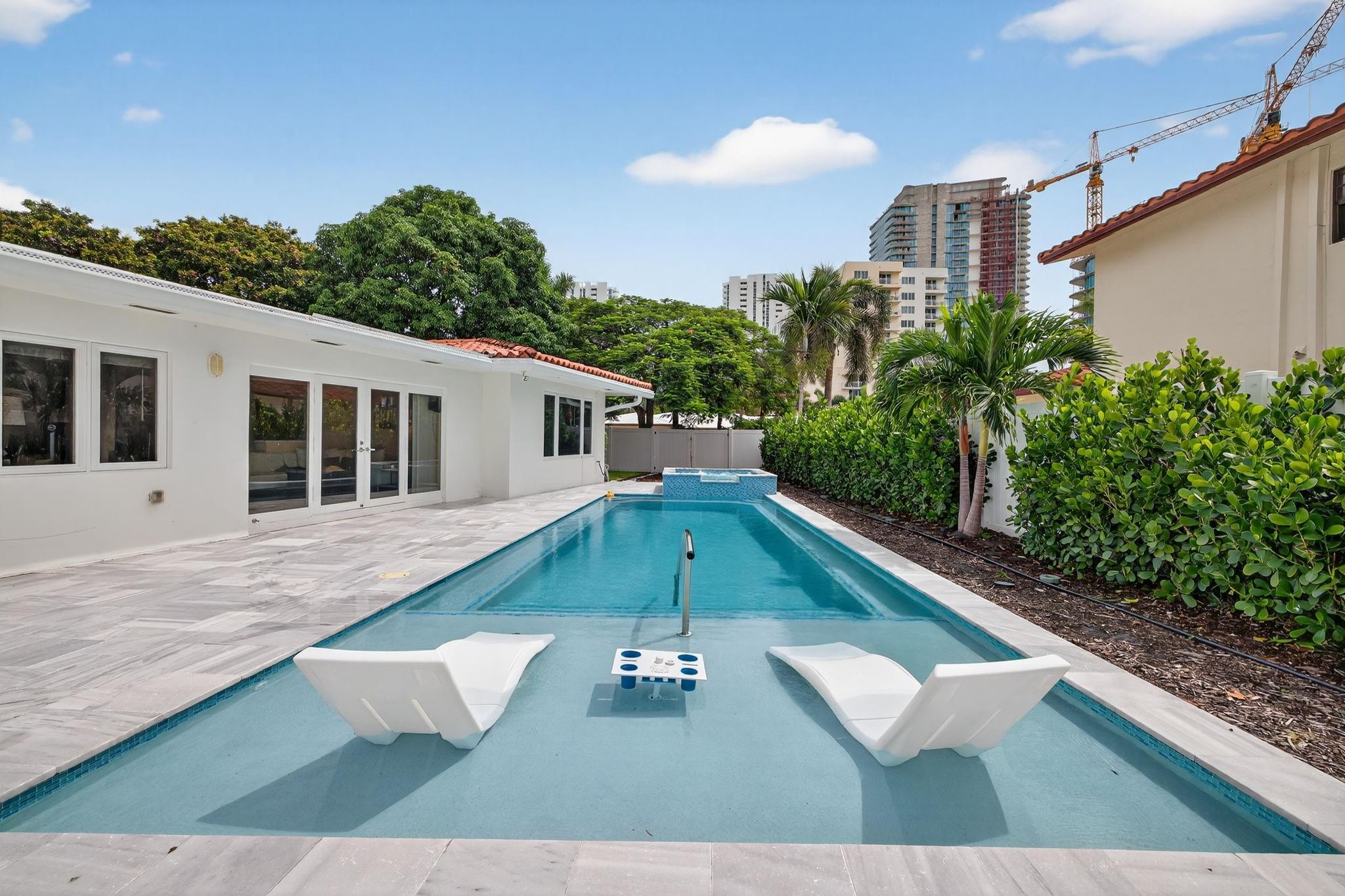 3280 Cypress Creek Dr