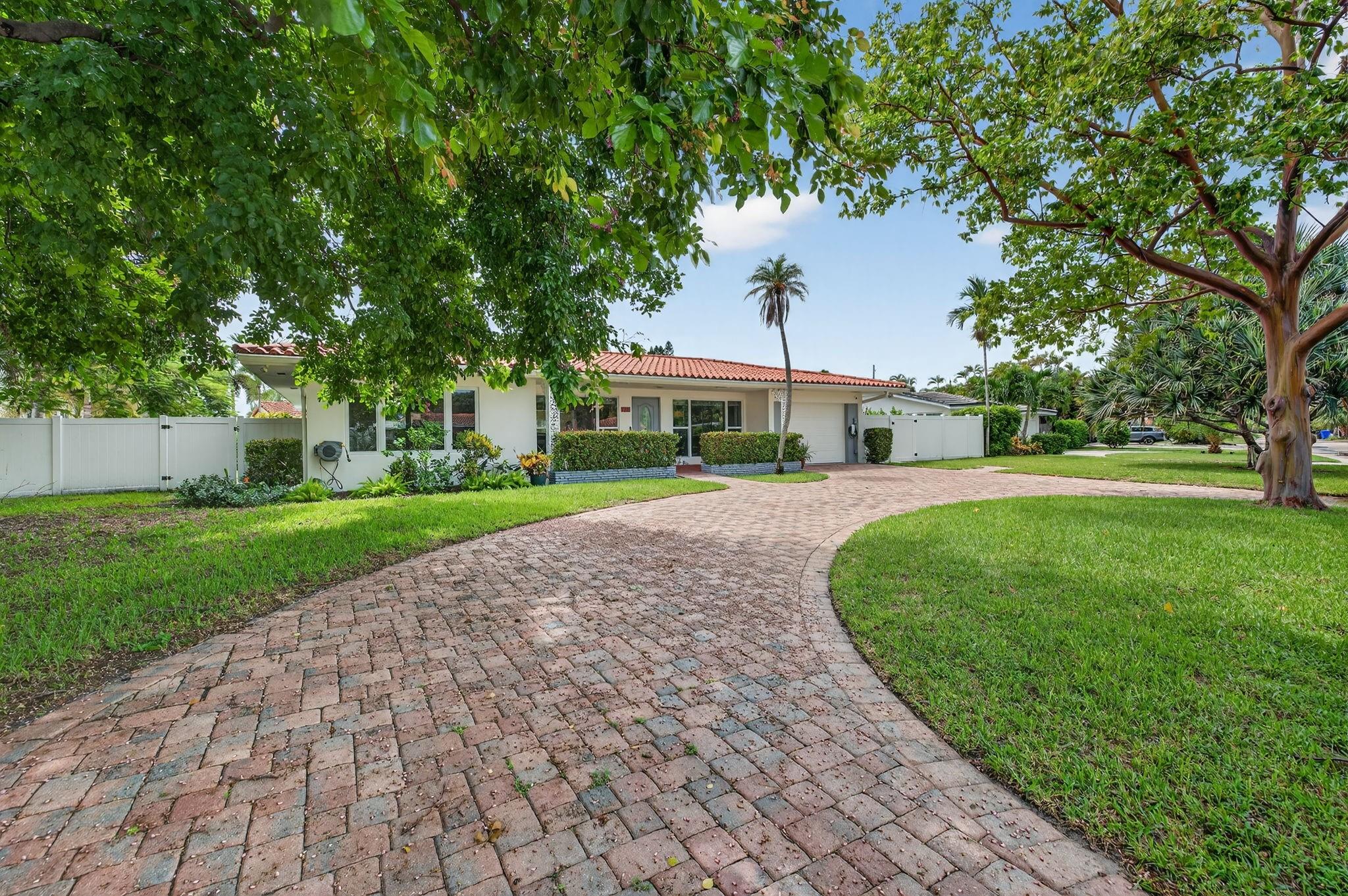 3280 Cypress Creek Dr