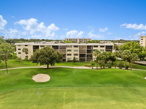 A home in Deerfield Beach