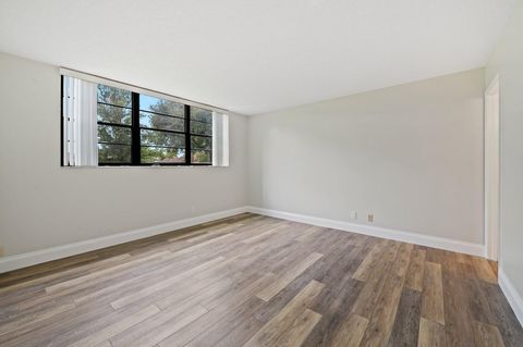 A home in Deerfield Beach