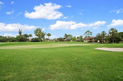 A home in Deerfield Beach