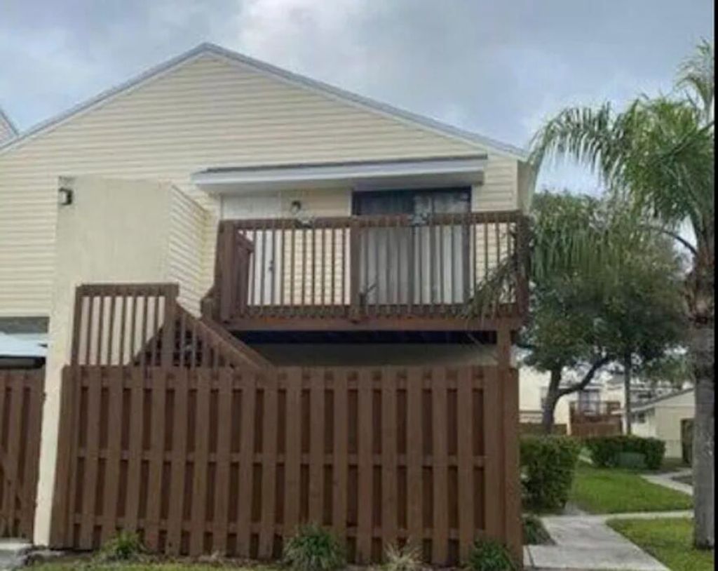 Photo of 637 Executive Center Drive #N205, West Palm Beach, FL 33401 (MLS # B26002304)