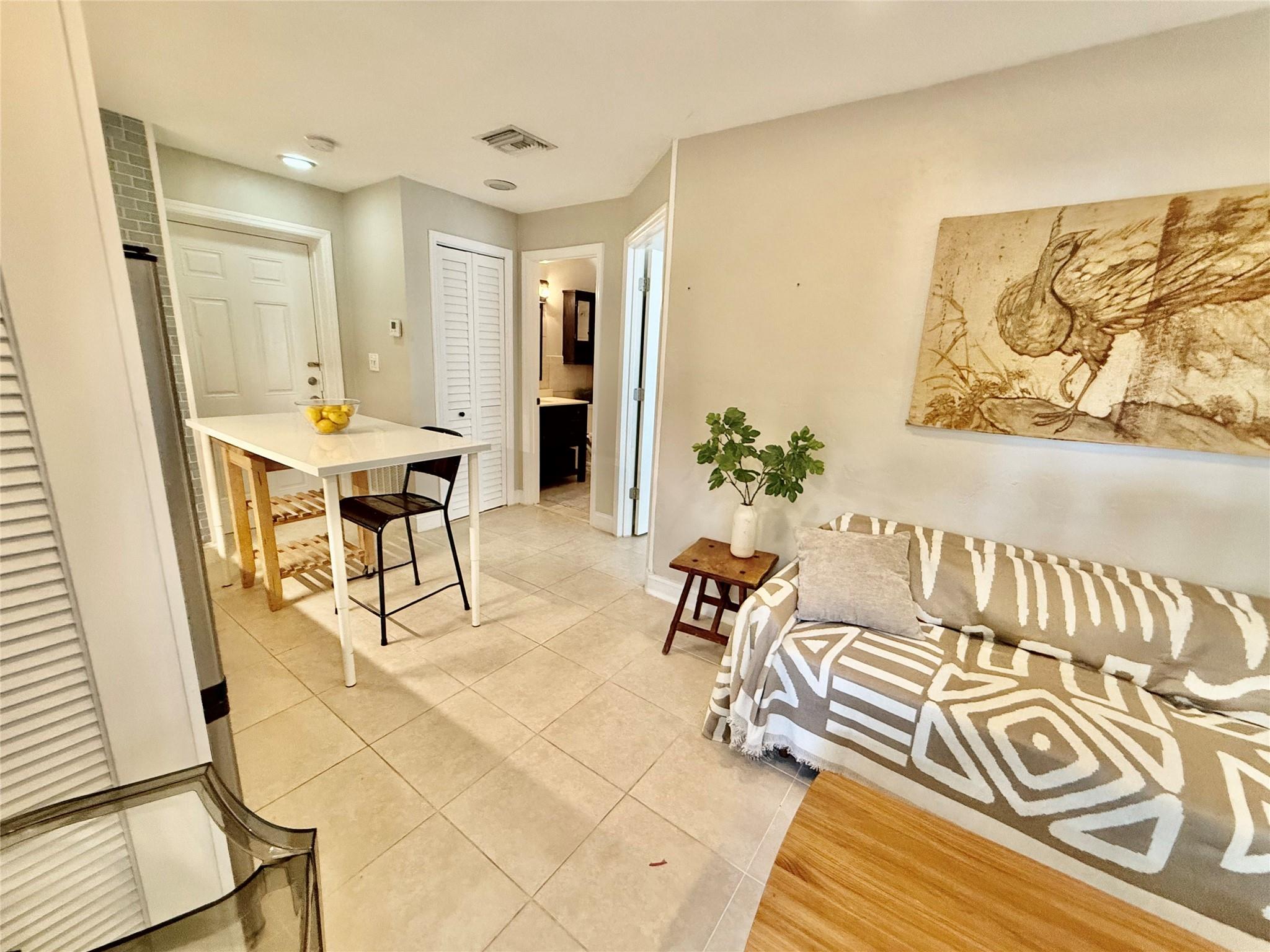 CORAL POINT - Residential