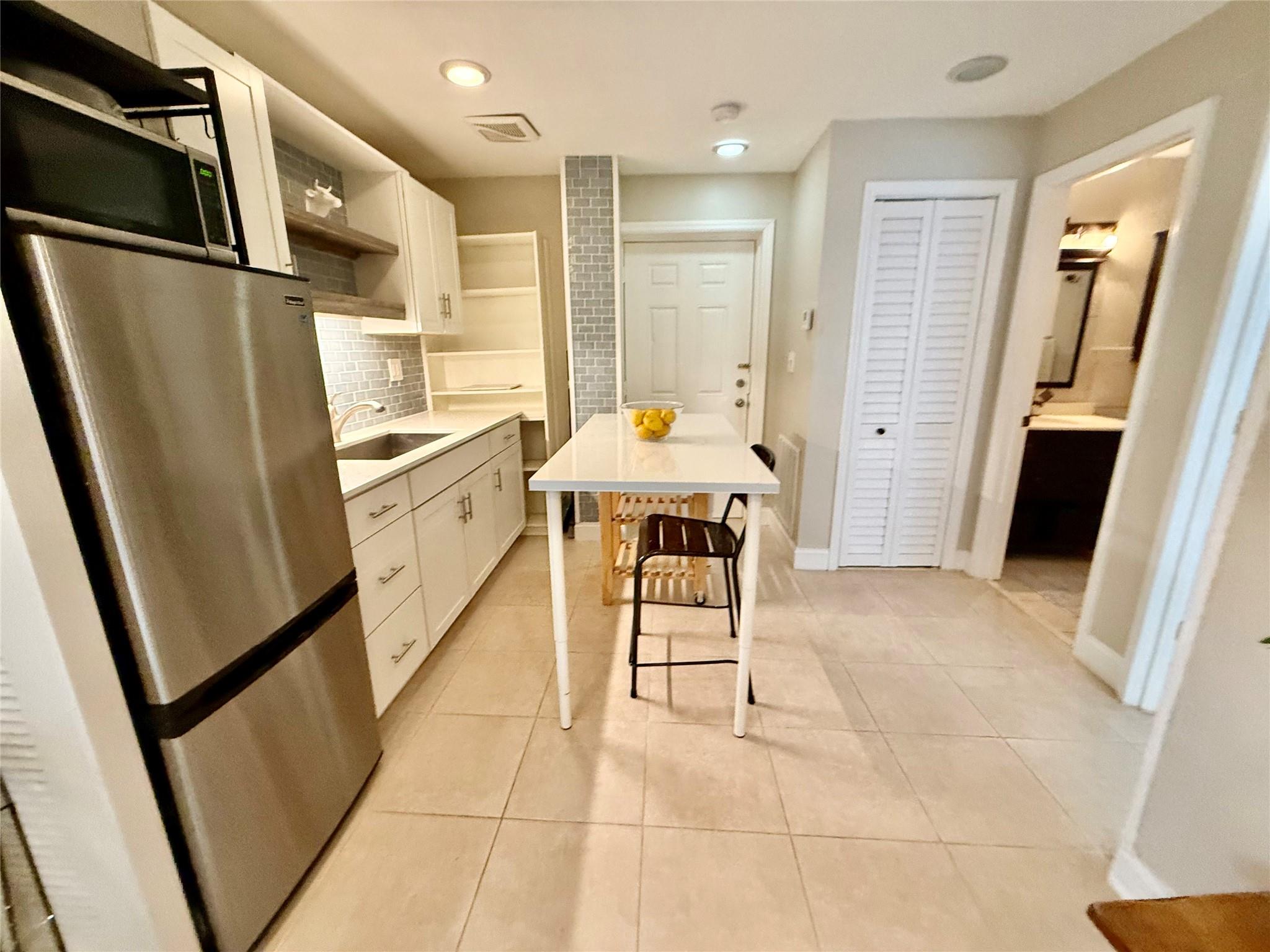 CORAL POINT - Residential