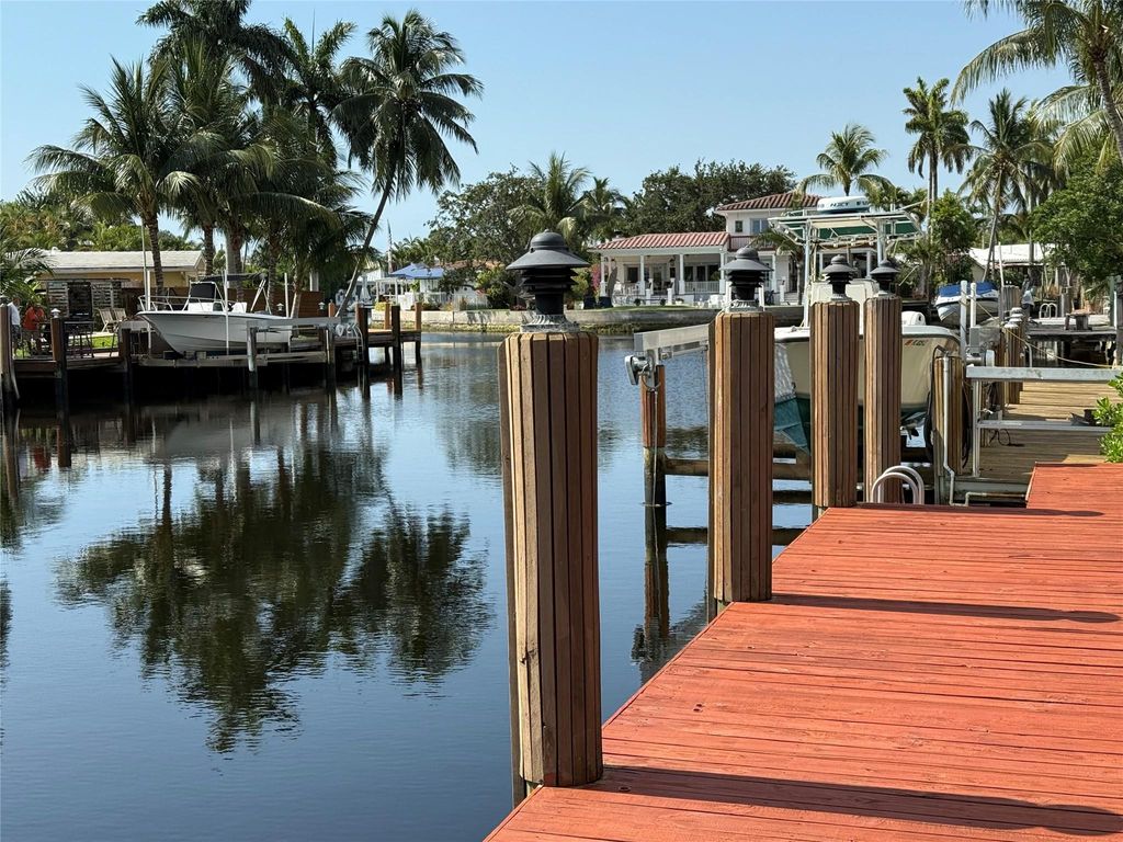 Photo of 2200 NE 19th Avenue, Wilton Manors, FL 33305 (MLS # F10532452)