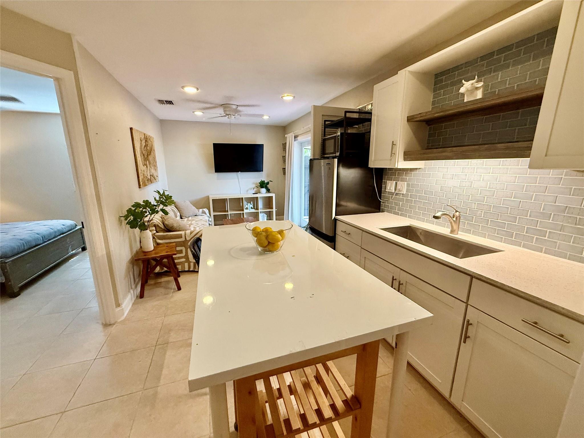 CORAL POINT - Residential