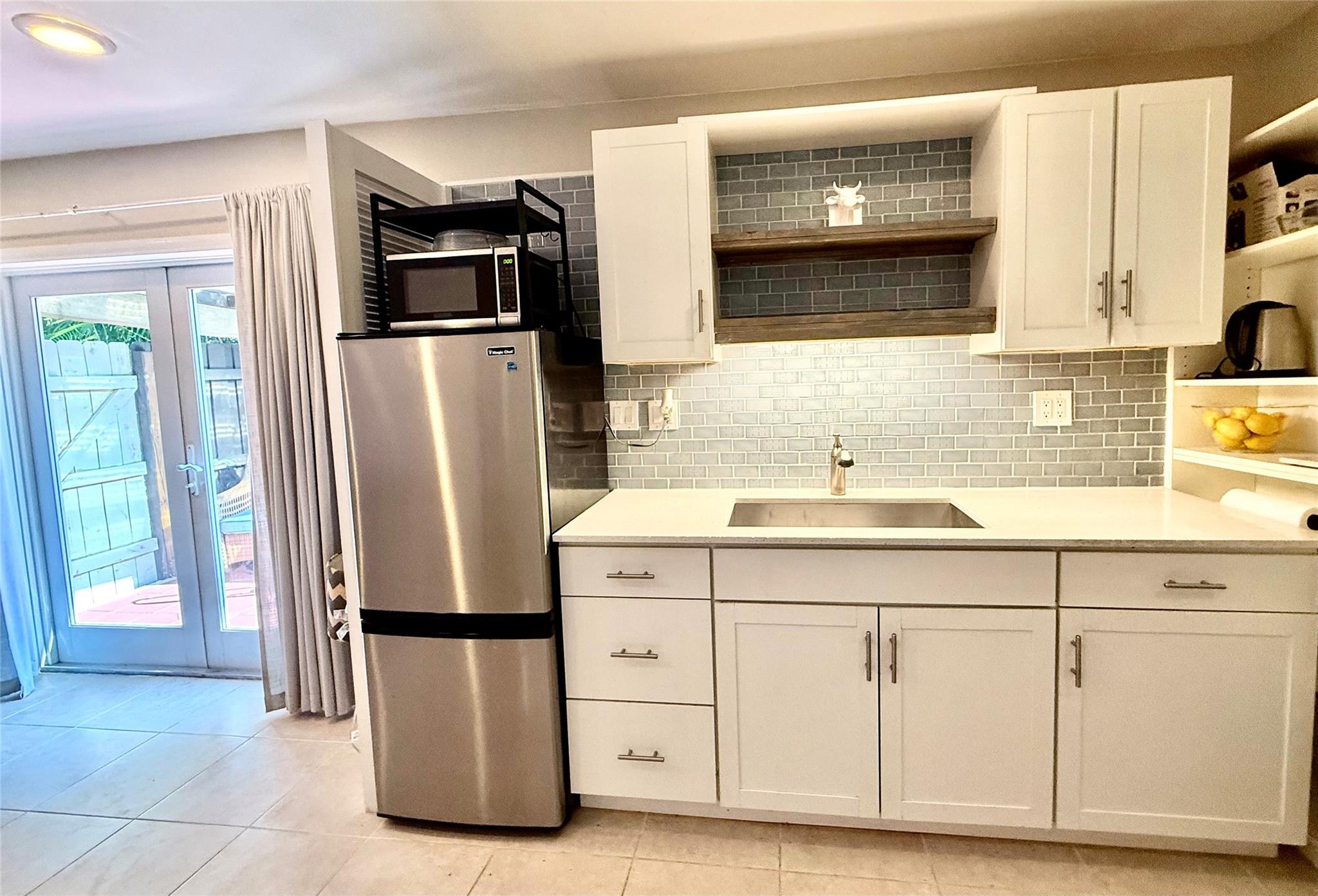 CORAL POINT - Residential