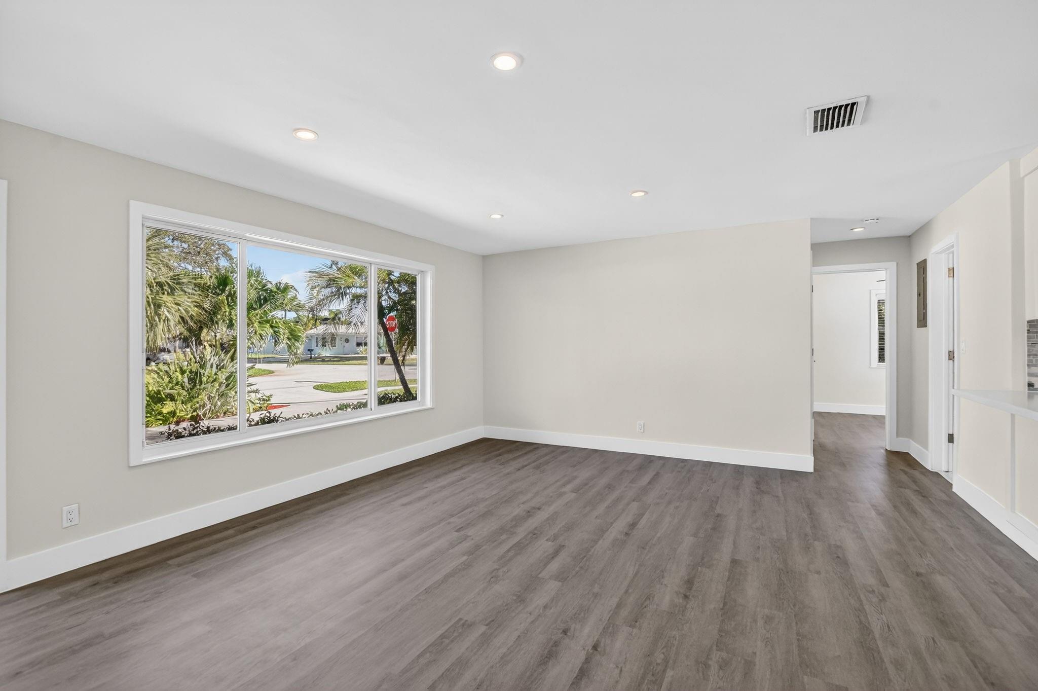 Barwal 3rd Sec 42-25 B - Residential Lease