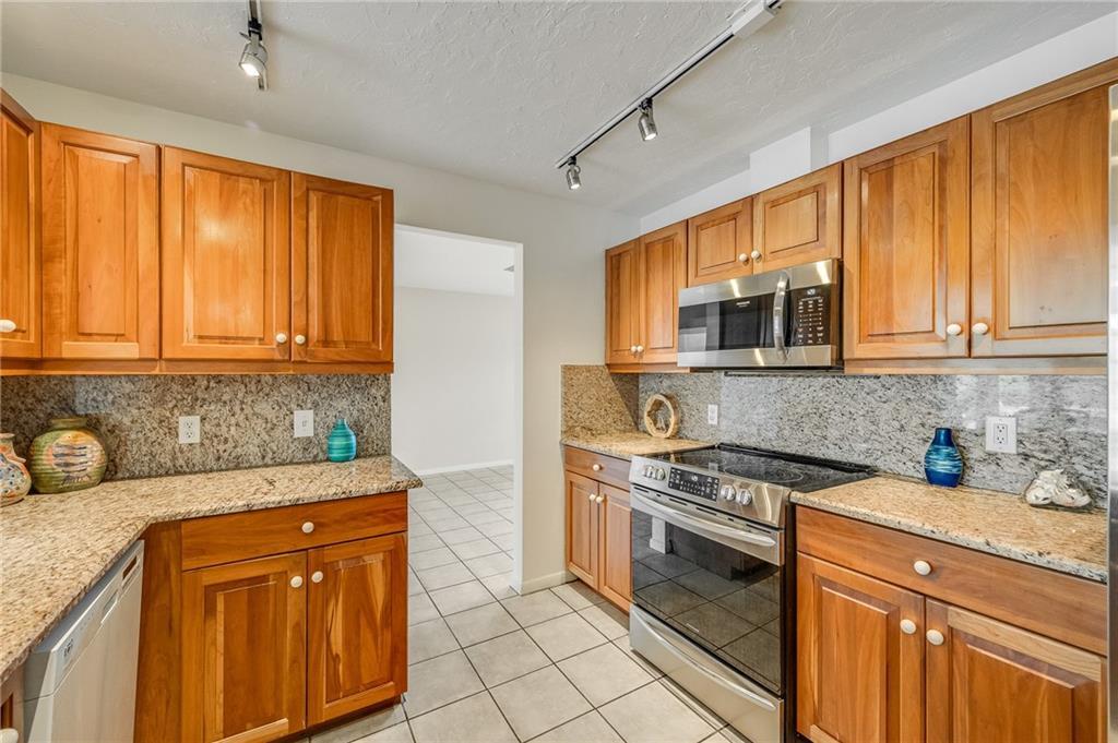 HOBART LANDING UNIT 2 - Residential