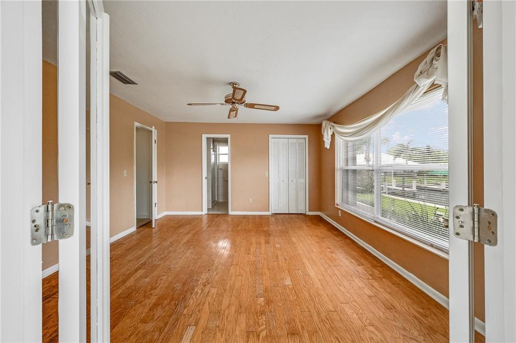 HOBART LANDING UNIT 2 - Residential