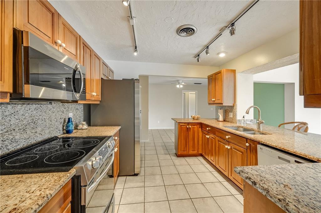 HOBART LANDING UNIT 2 - Residential