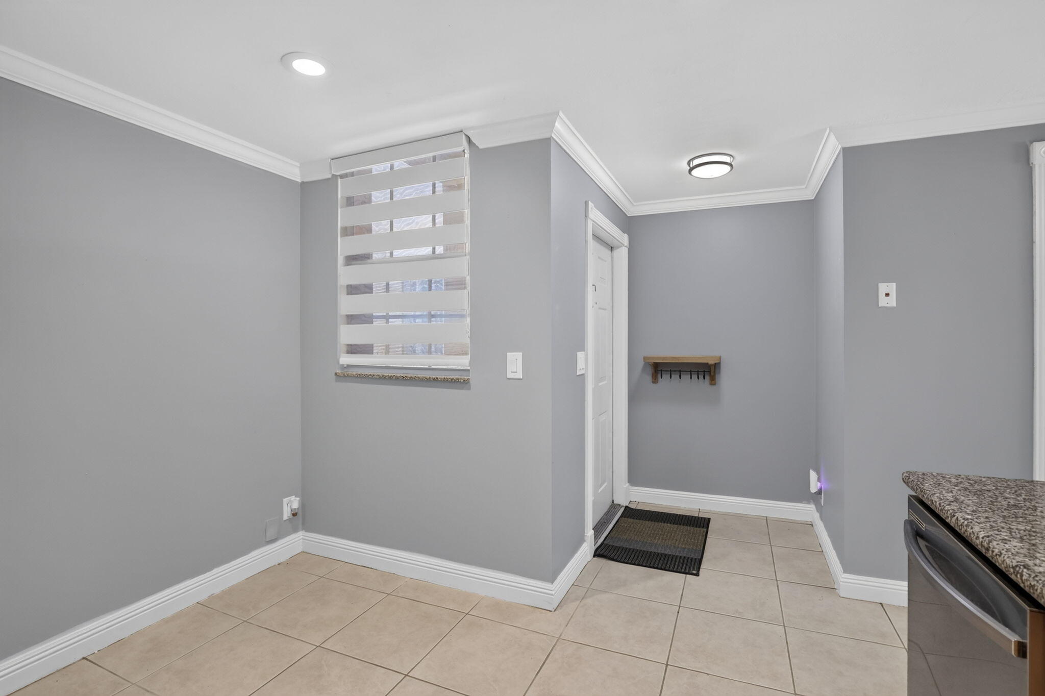 View photos, virtual tours, details... 1603 Barcelona Way 3-32