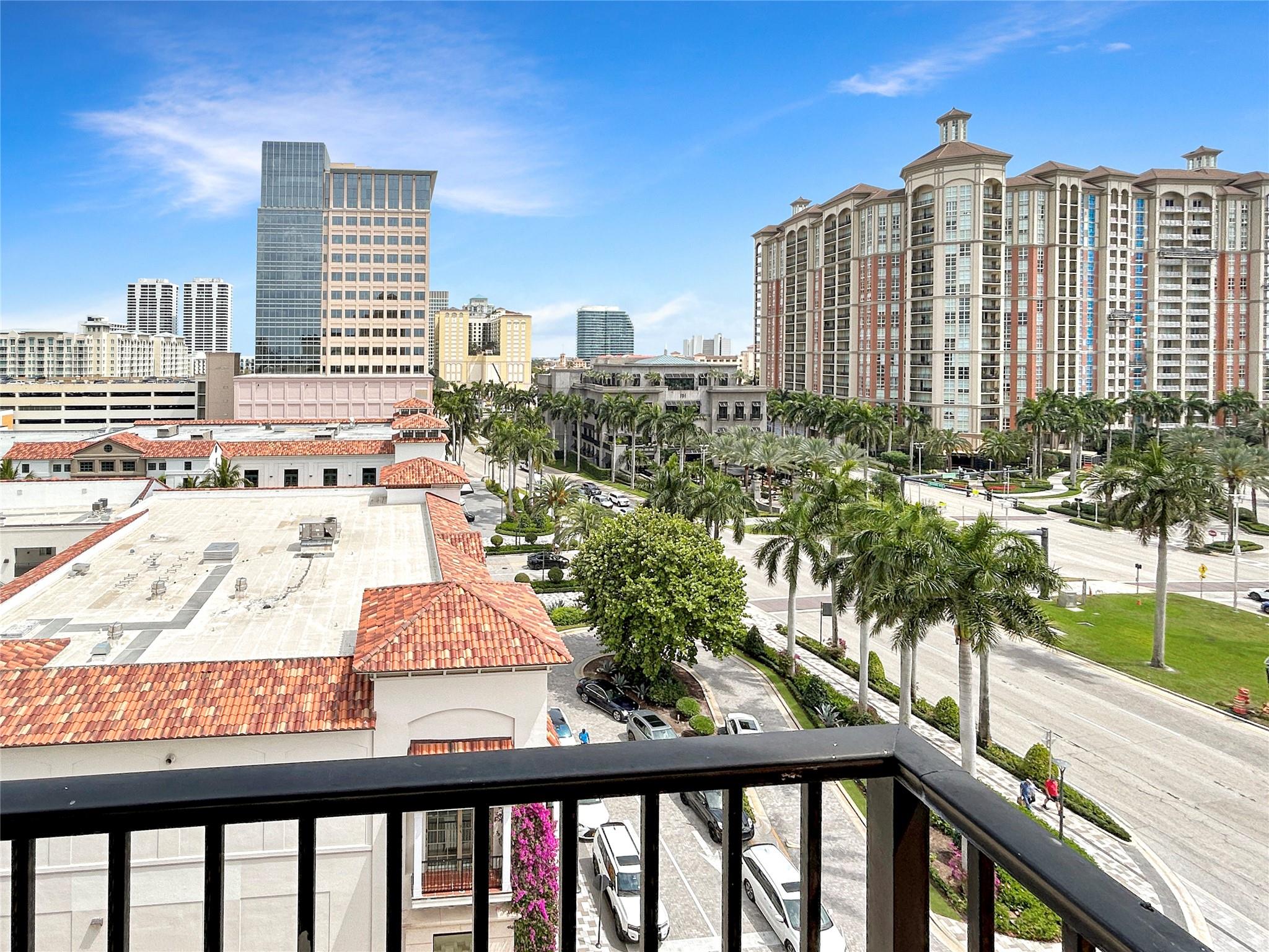 View photos, virtual tours, details... 651 Okeechobee Blvd 711