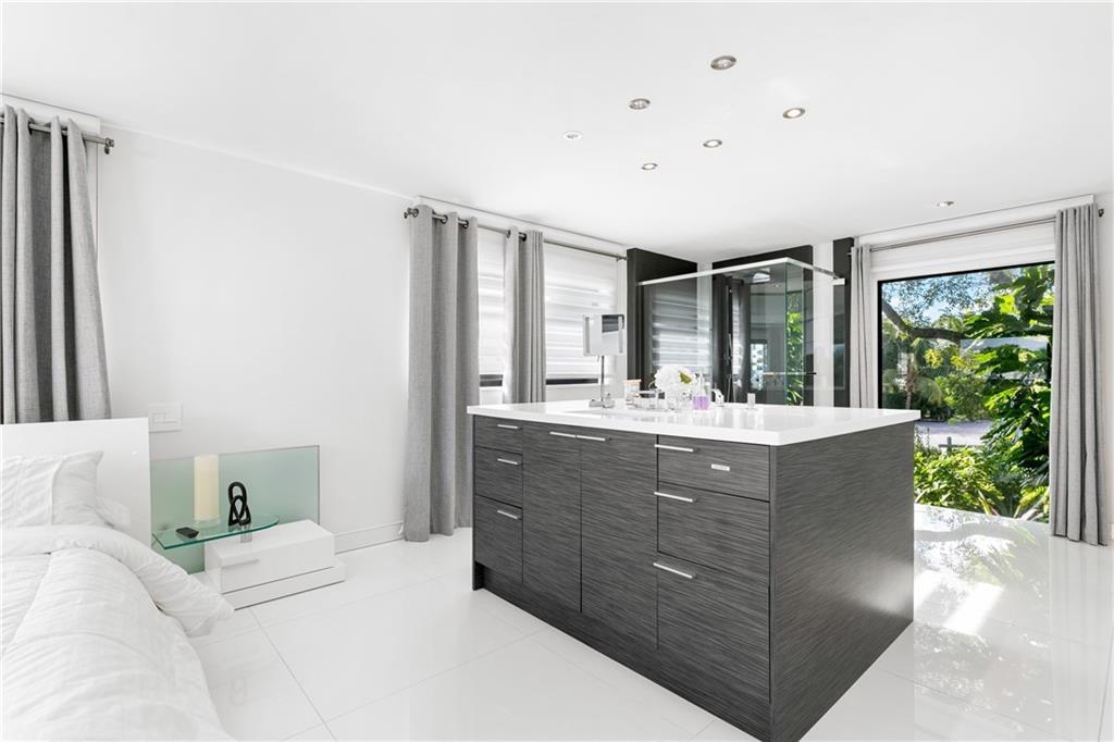 POMPANO ISLES SEC B - Residential
