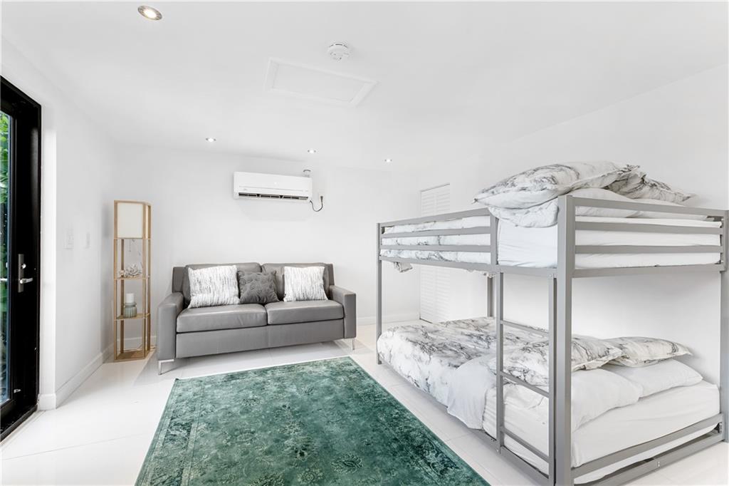 POMPANO ISLES SEC B - Residential