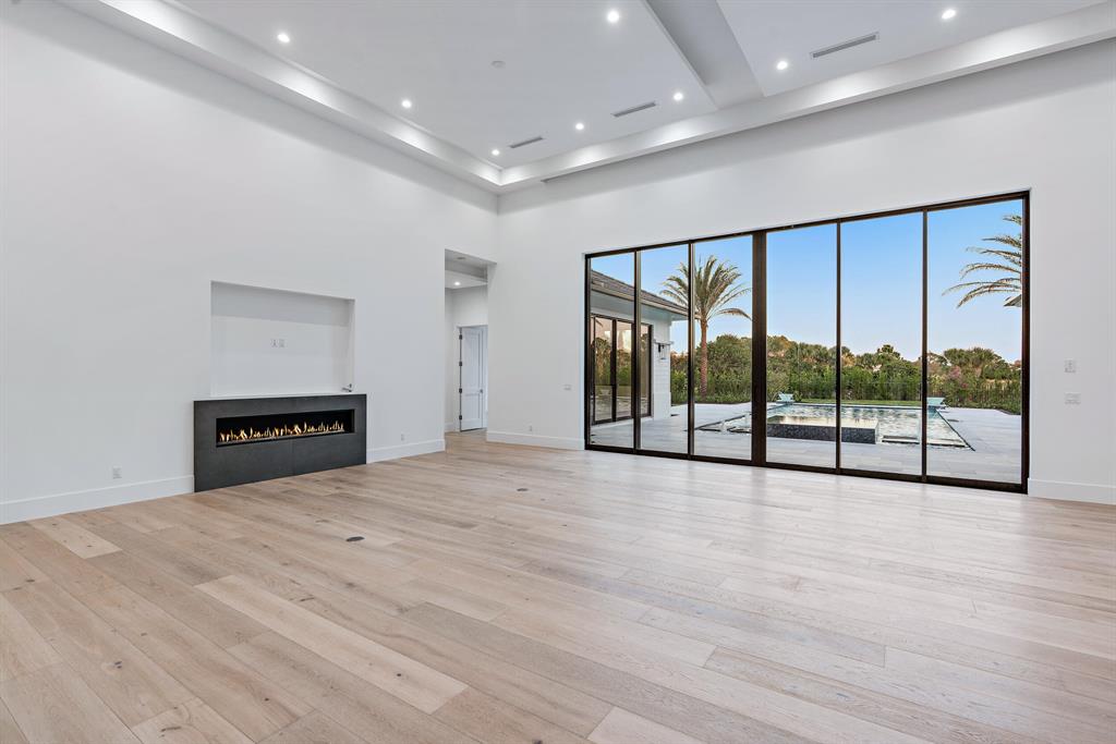 OLD MARSH GOLF CLUB - Residential