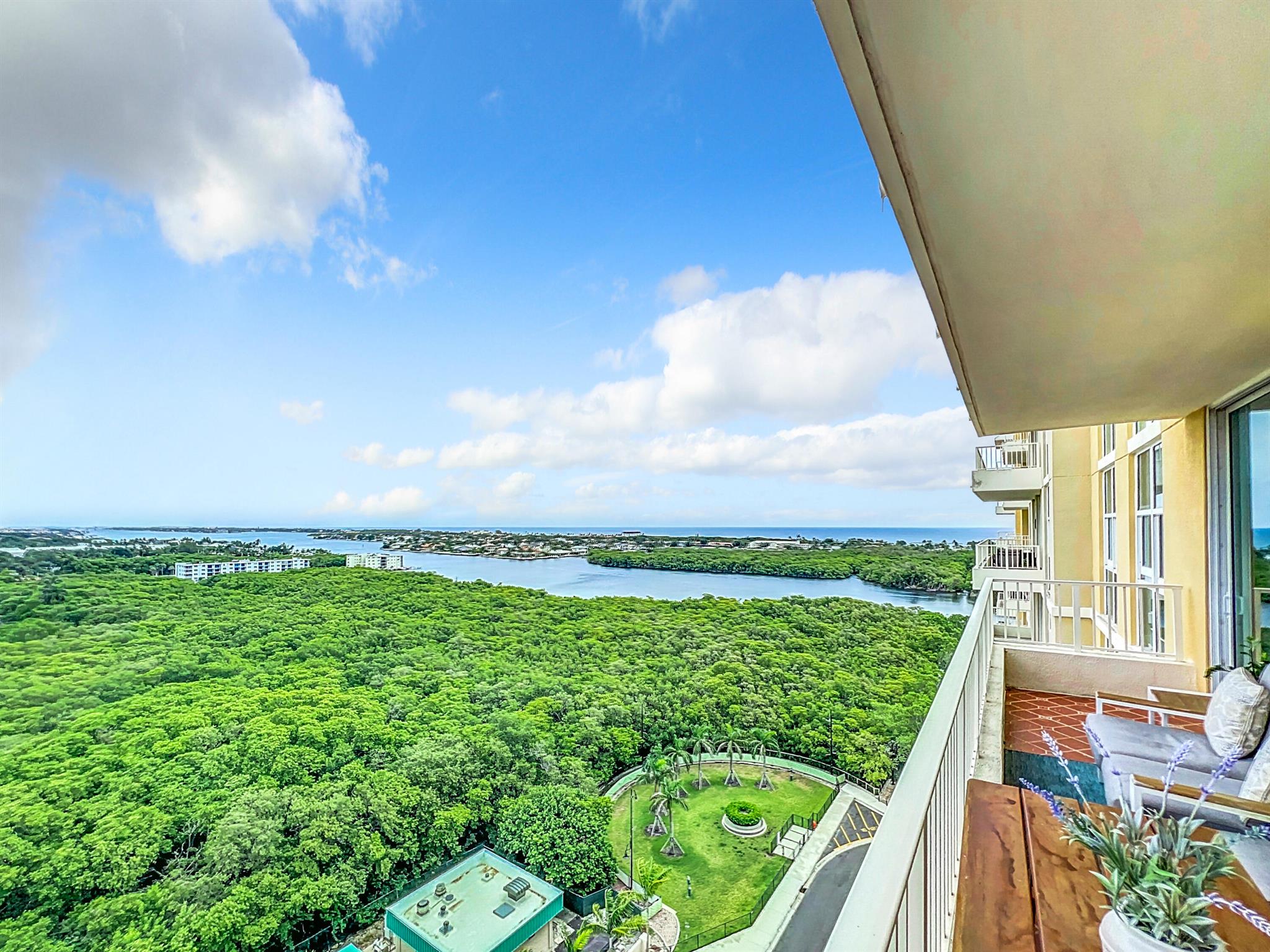 MARINA VILLAGE AT BOYNTON - Residential Lease