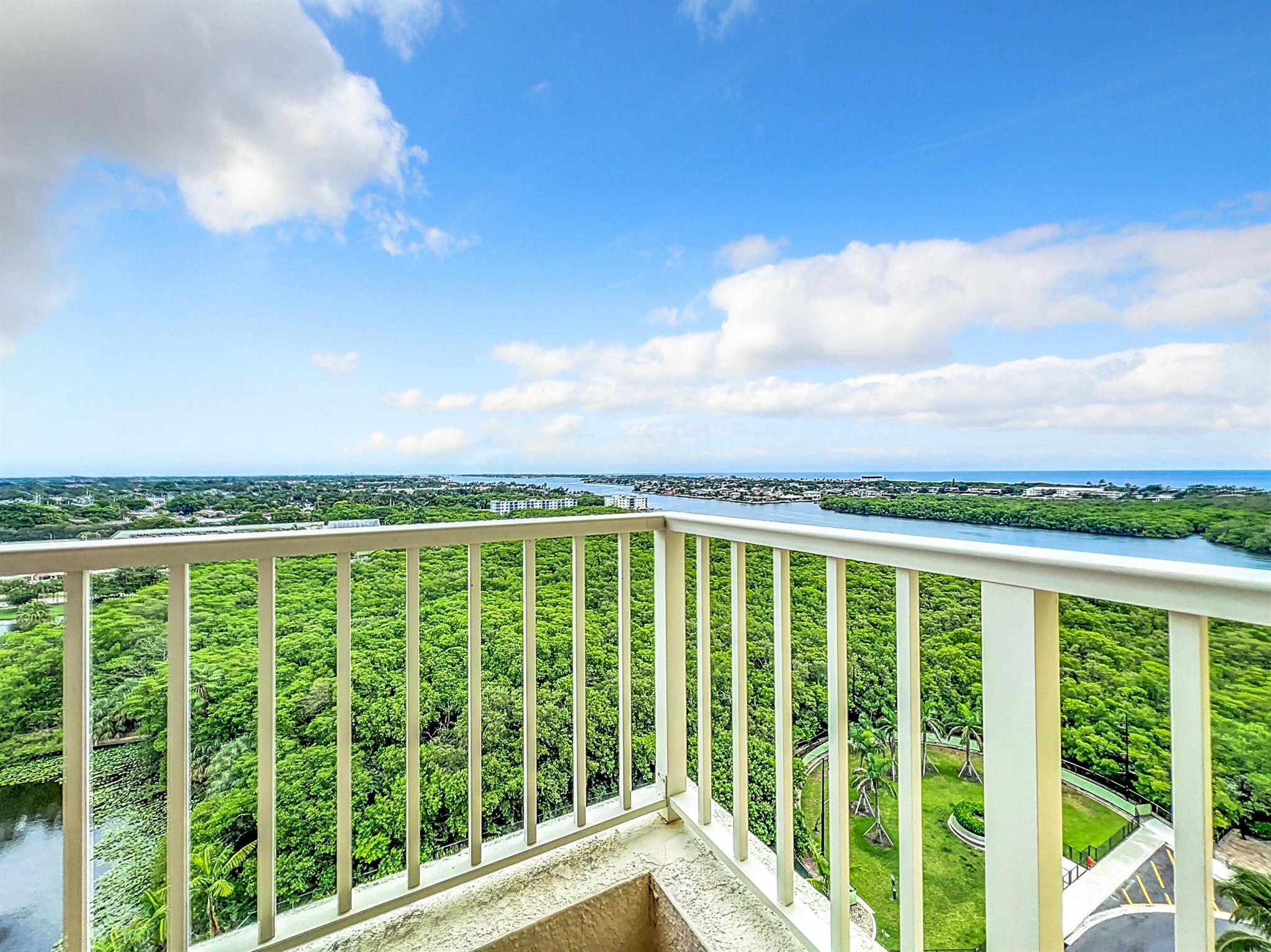 MARINA VILLAGE AT BOYNTON - Residential Lease