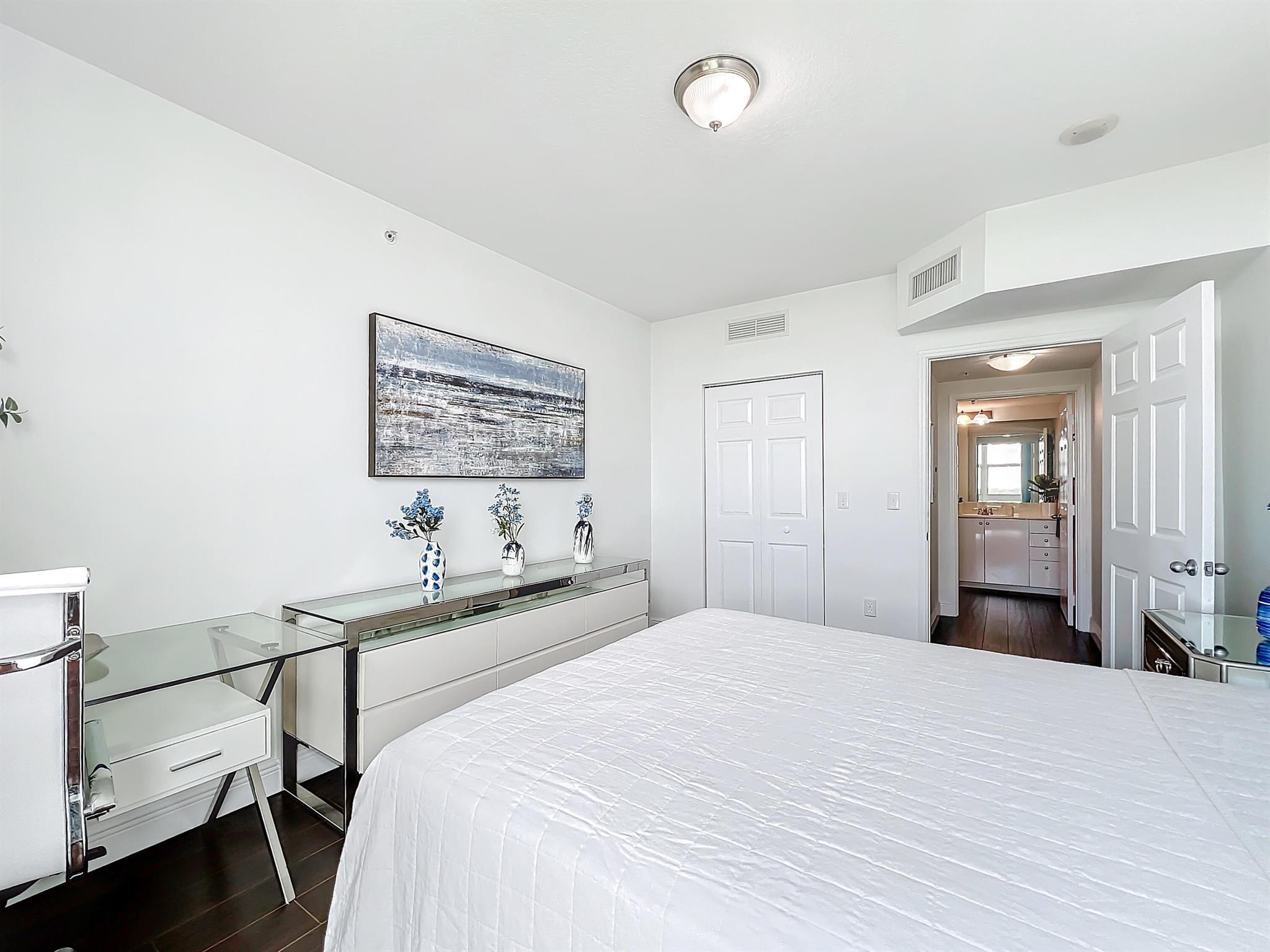 MARINA VILLAGE AT BOYNTON - Residential Lease