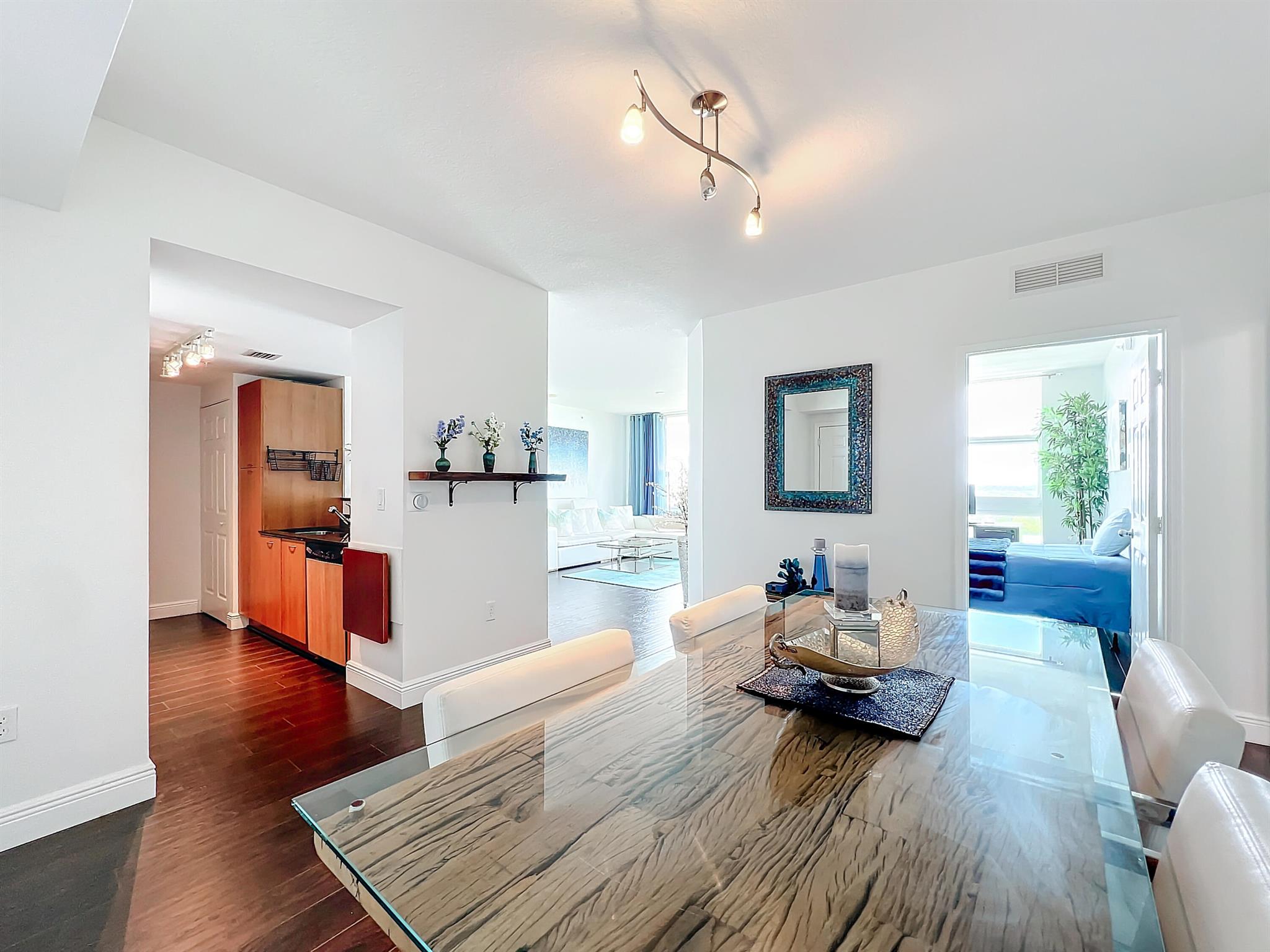 MARINA VILLAGE AT BOYNTON - Residential Lease