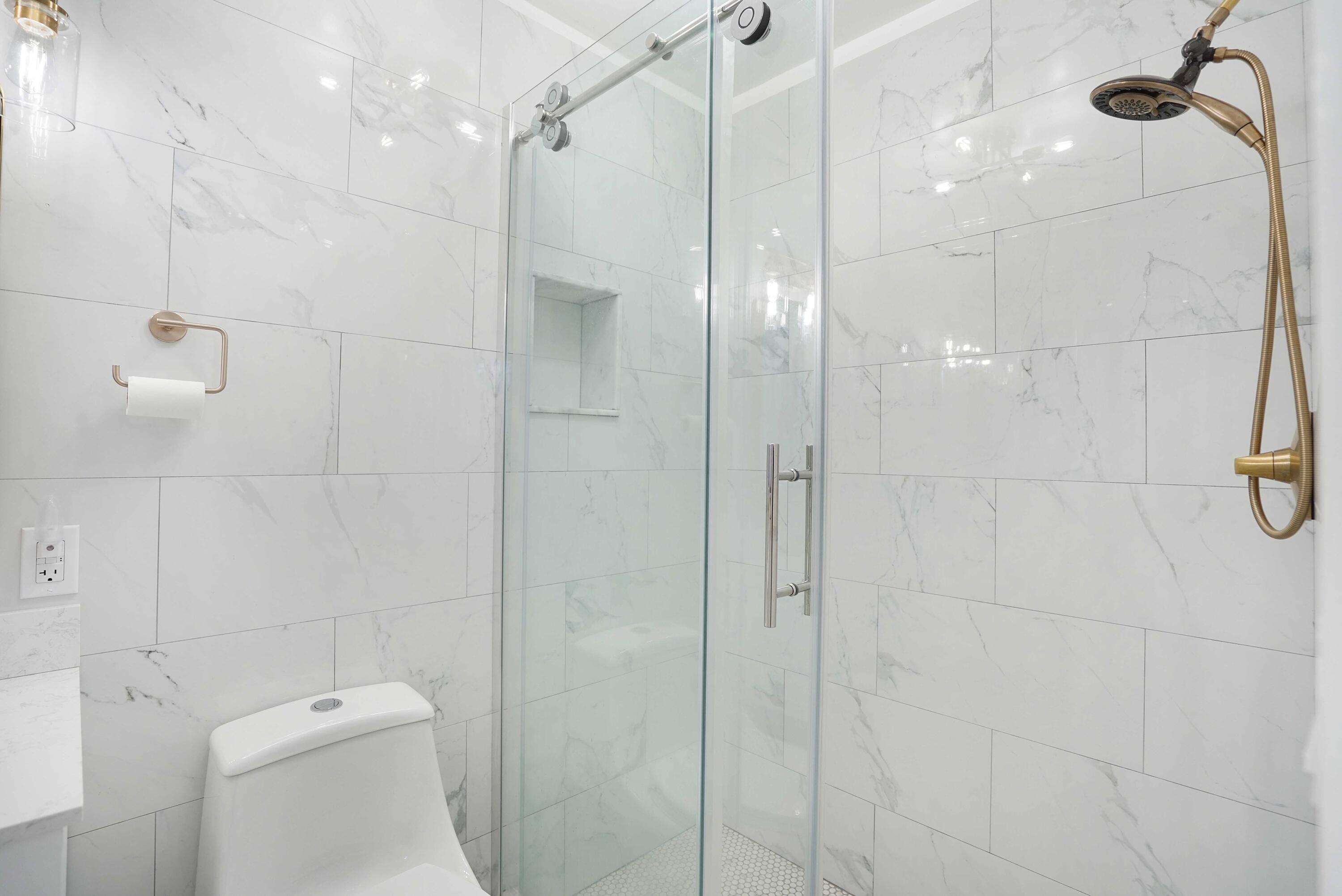 POMPANO WATERWAY ESTATES 1ST ADD - Residential Lease