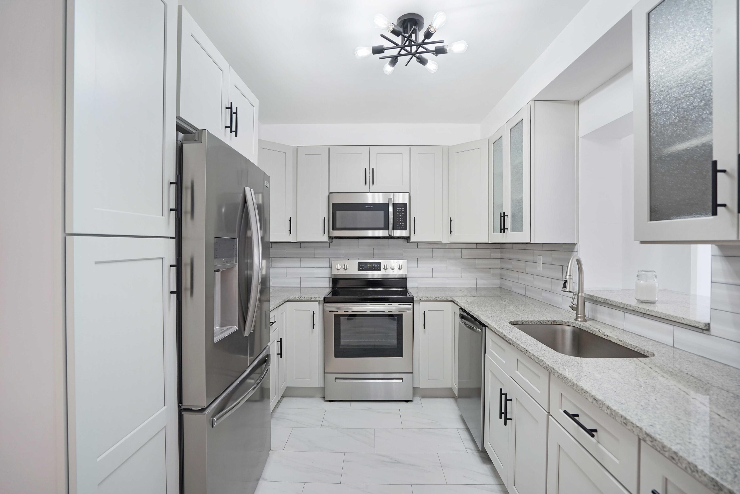 POMPANO WATERWAY ESTATES 1ST ADD - Residential Lease