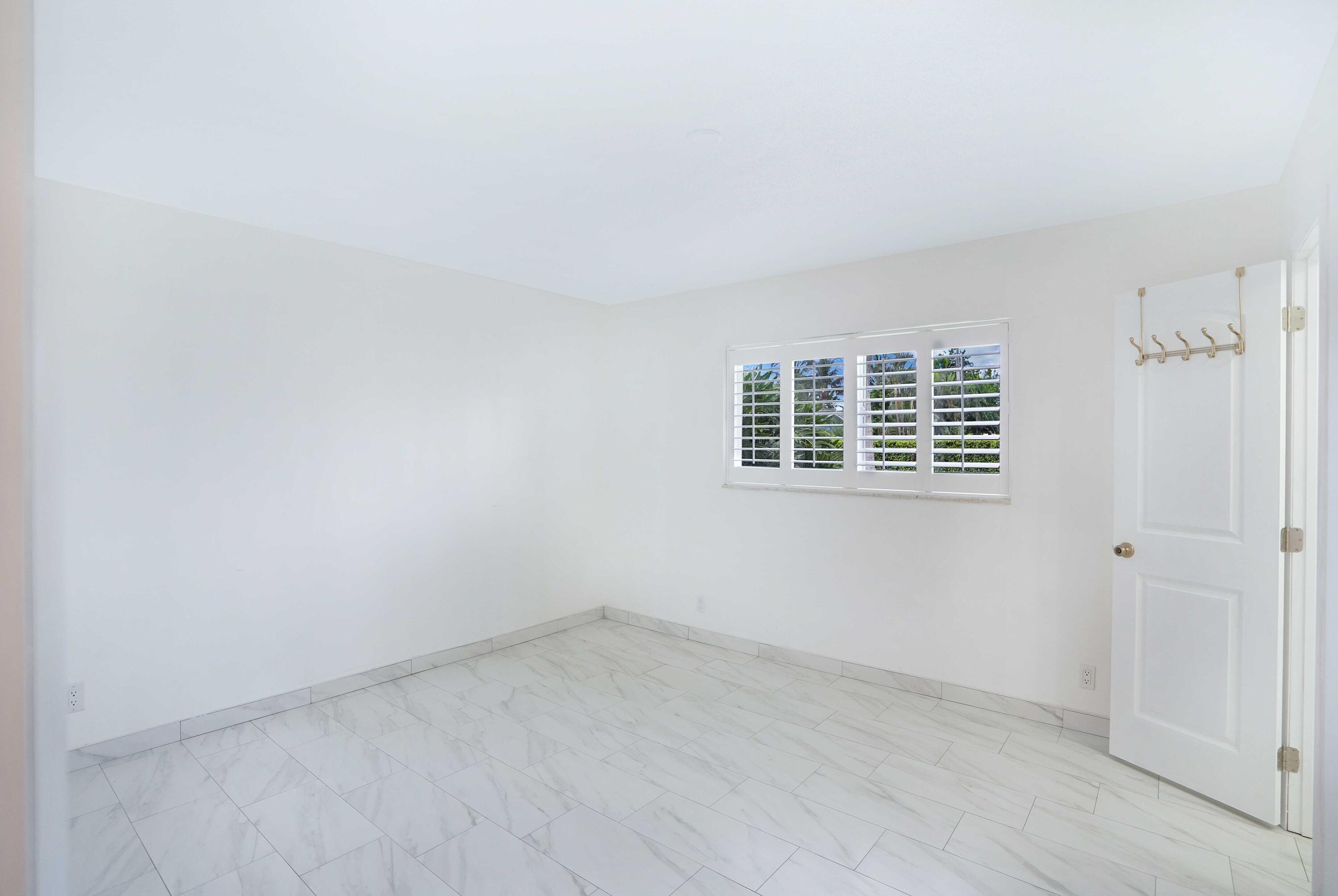 POMPANO WATERWAY ESTATES 1ST ADD - Residential Lease