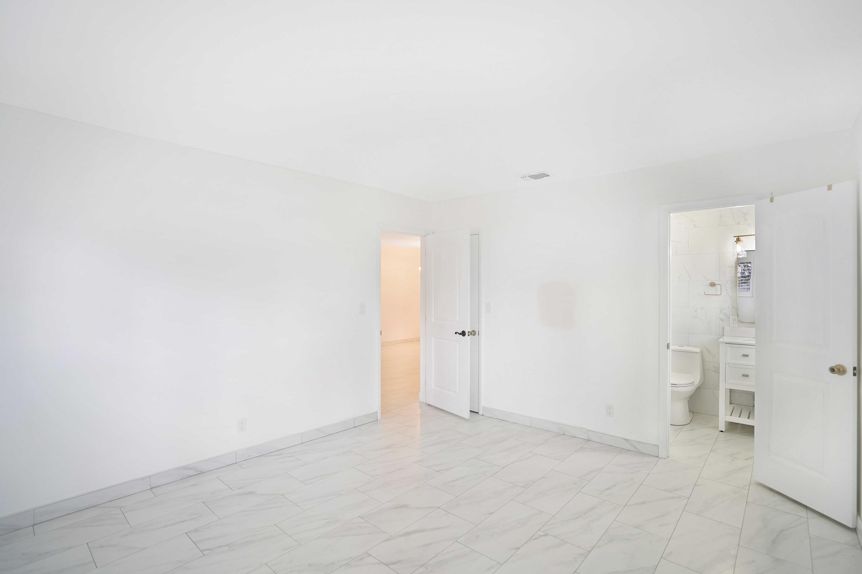 POMPANO WATERWAY ESTATES 1ST ADD - Residential Lease