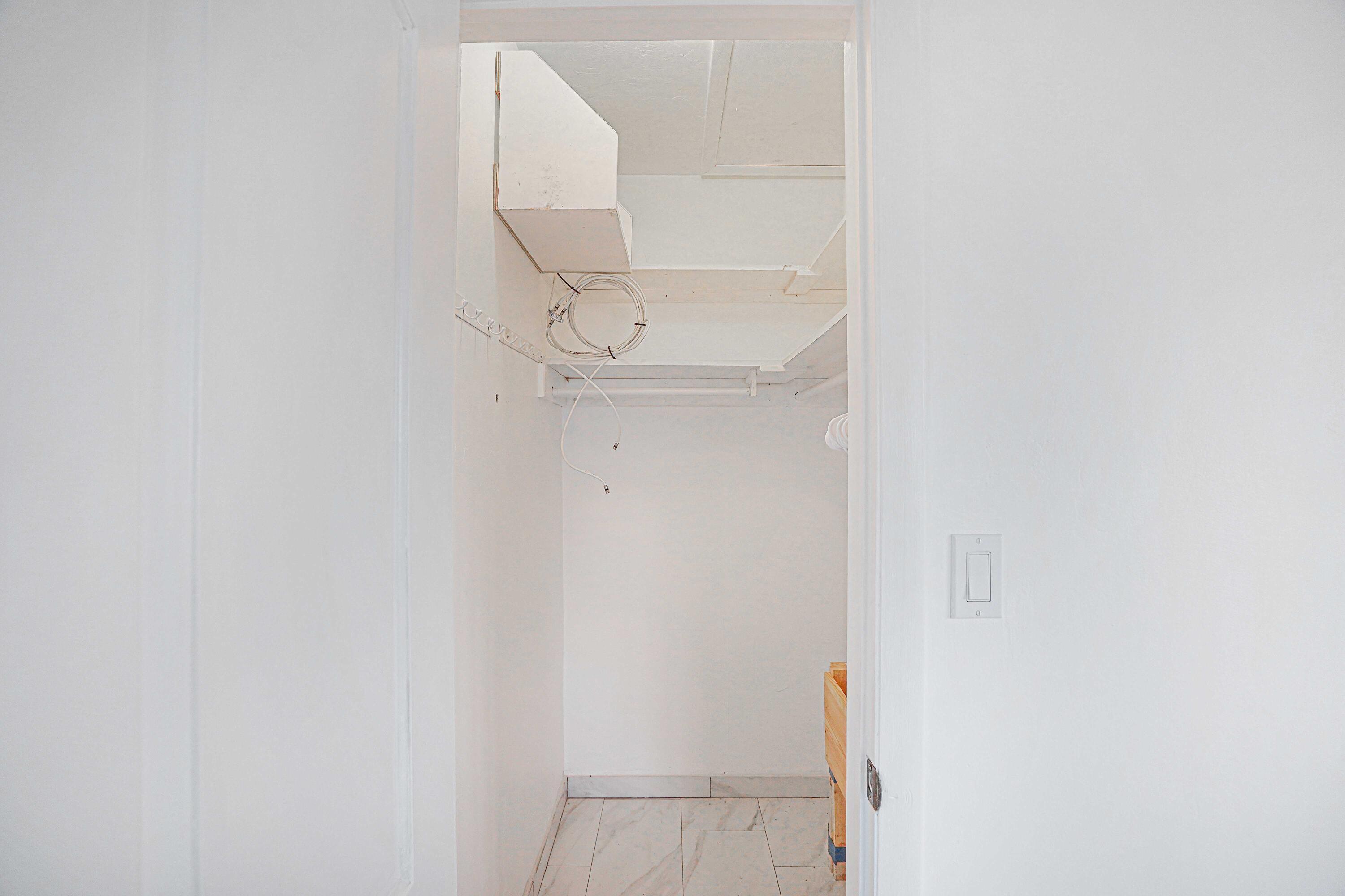 POMPANO WATERWAY ESTATES 1ST ADD - Residential Lease