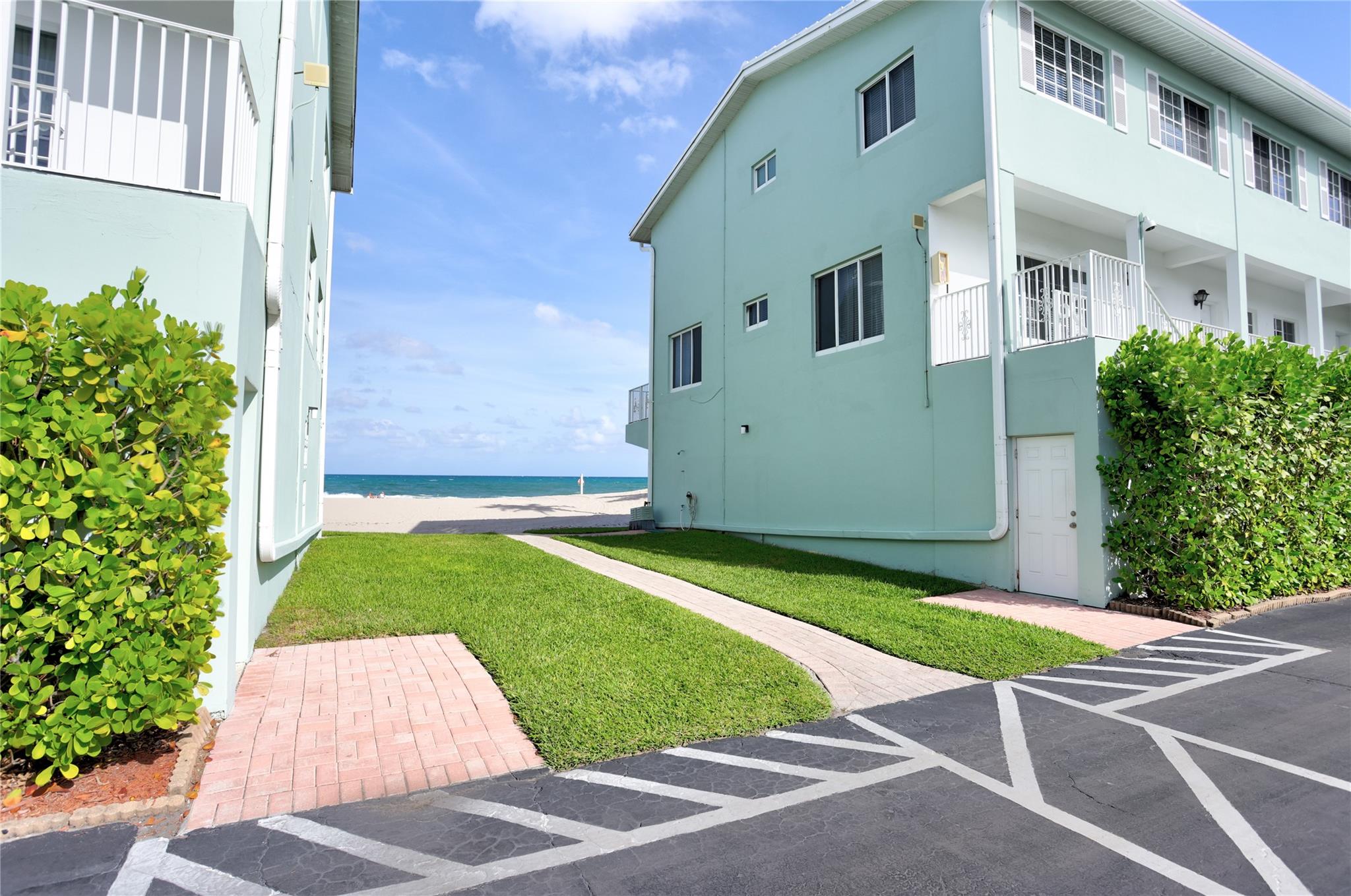 SEA RANCH VILLAS - Residential Lease