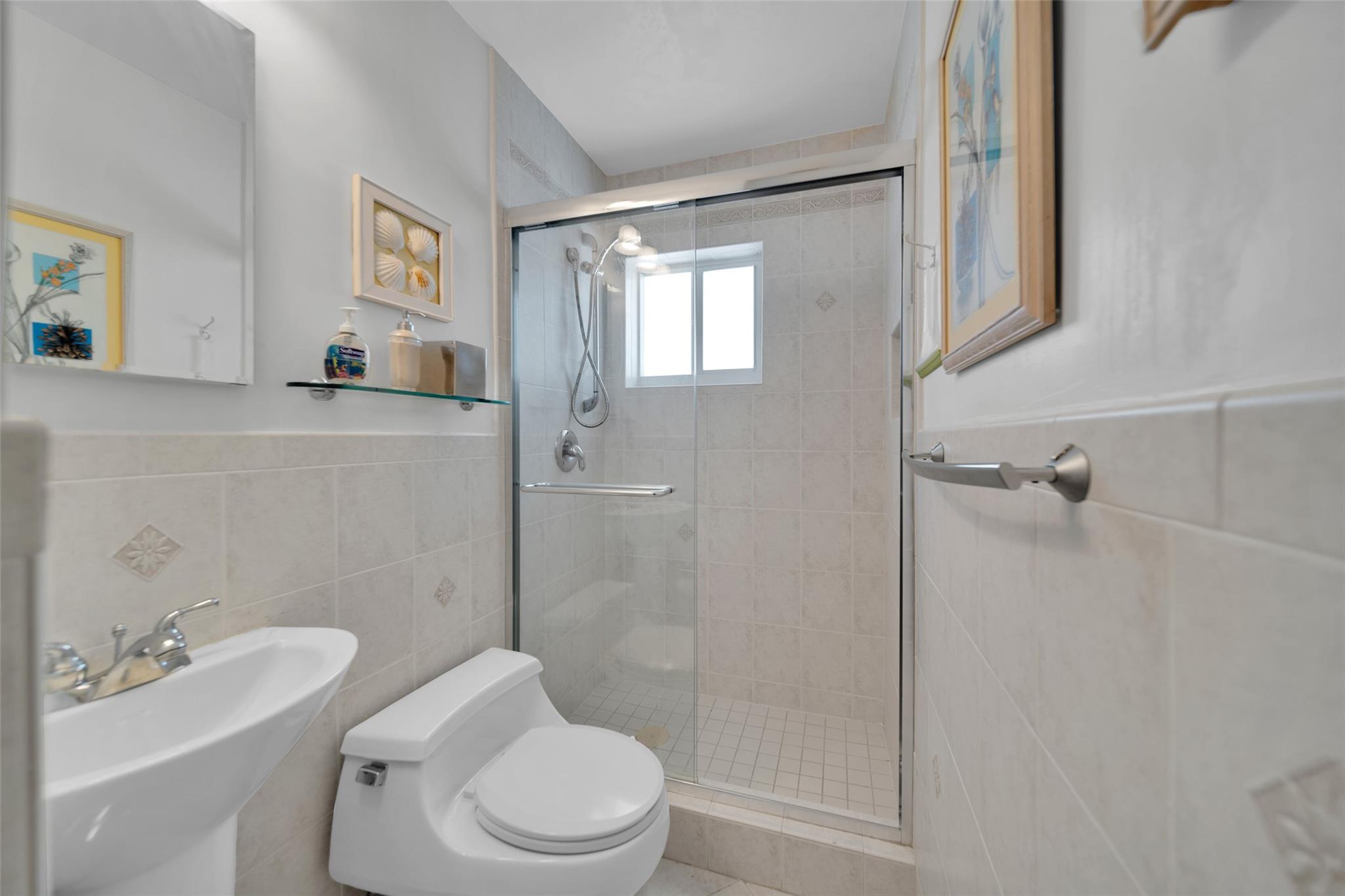 SEA RANCH VILLAS - Residential Lease