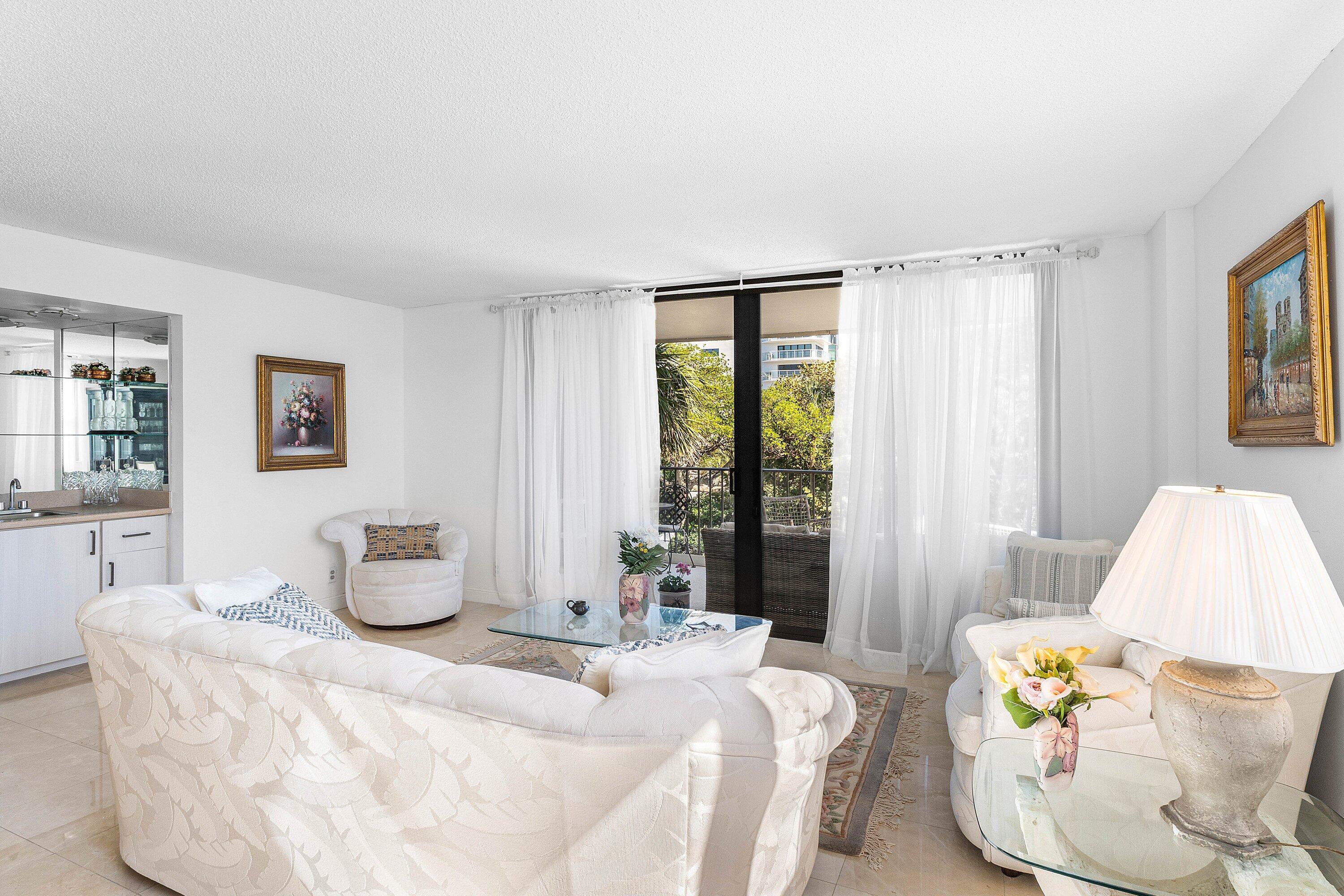 CARRON HOUSE CONDO - Residential