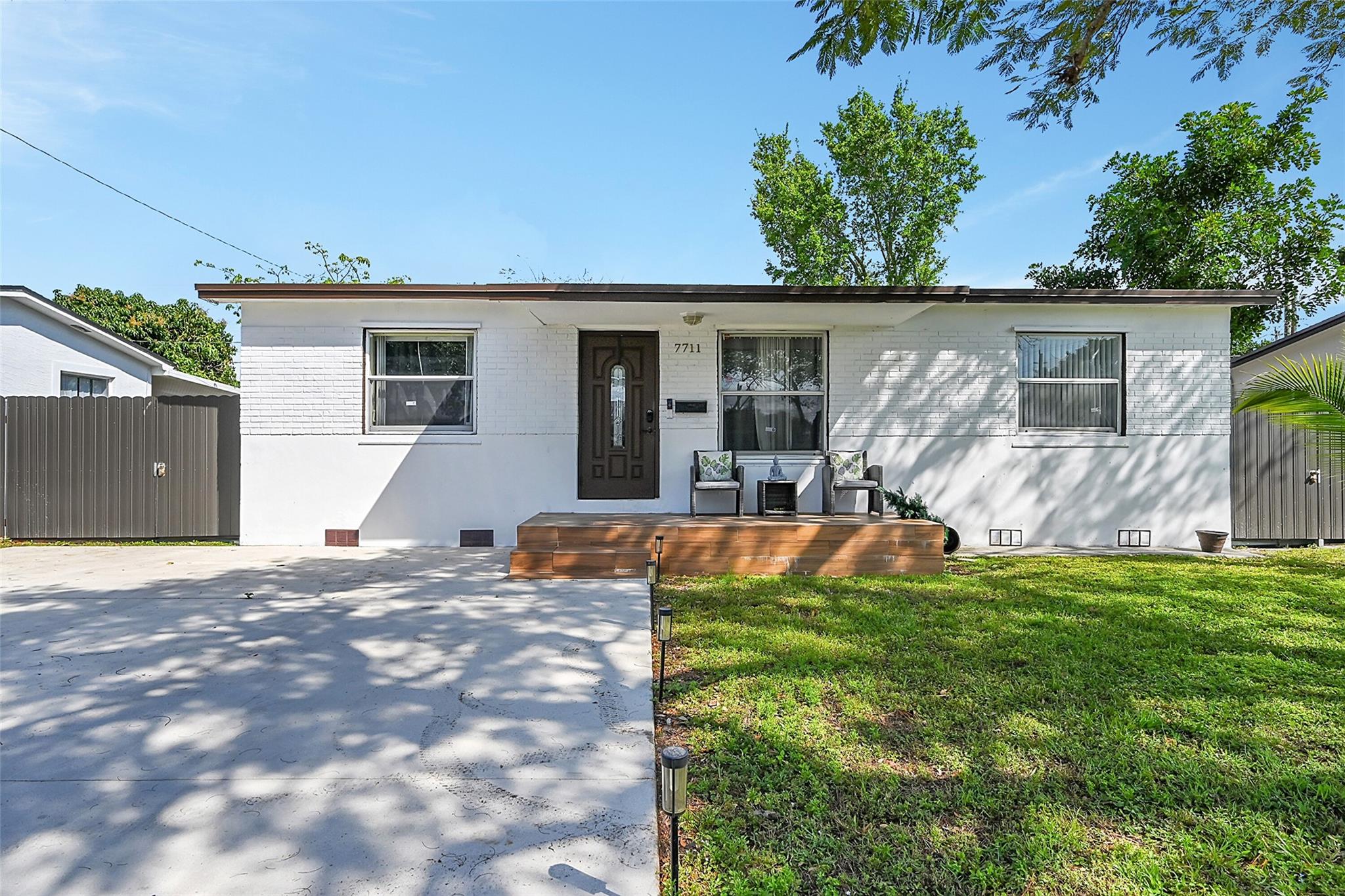 SCOTT ESTATES FIRST ADD - Residential