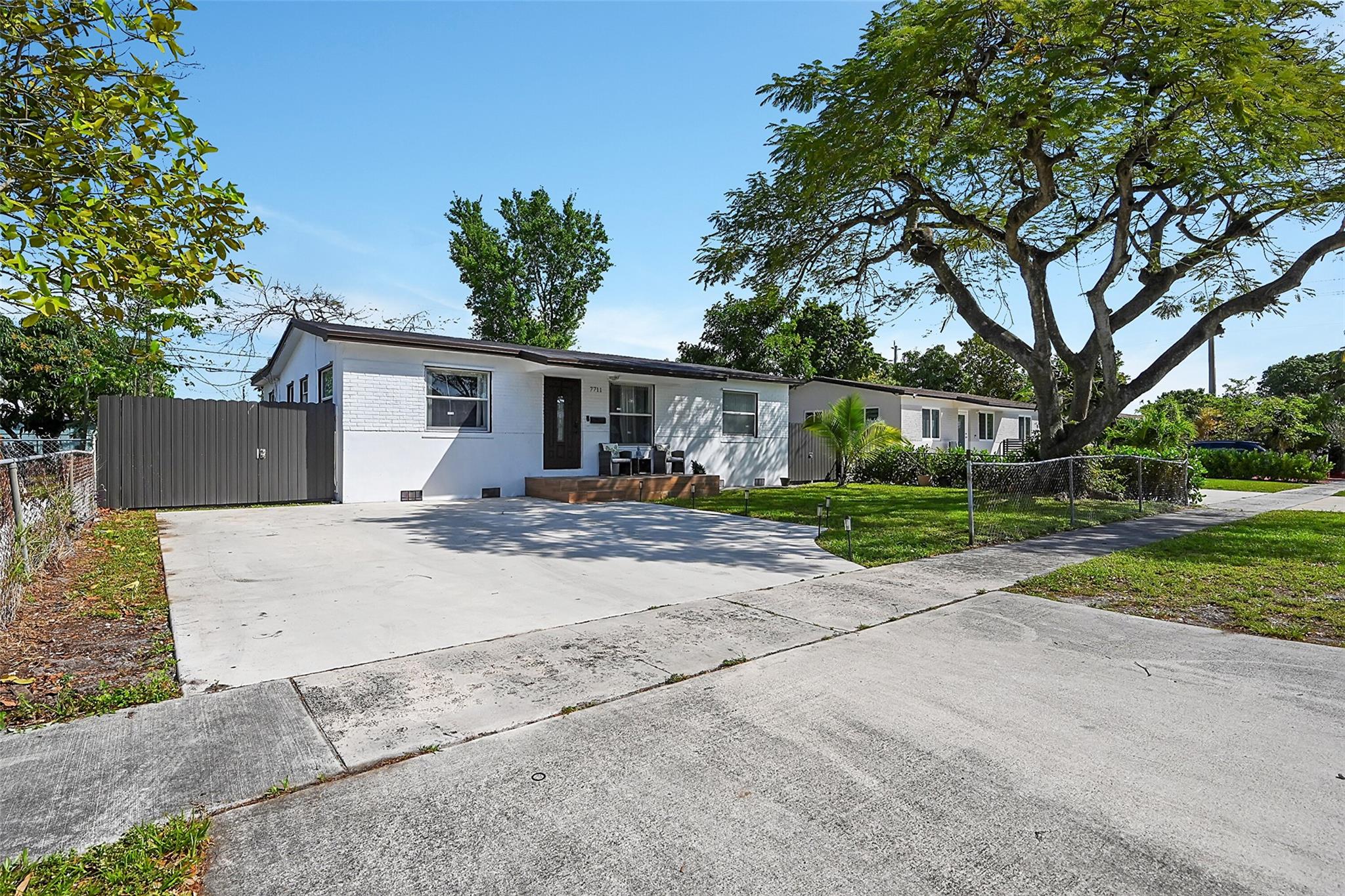 SCOTT ESTATES FIRST ADD - Residential