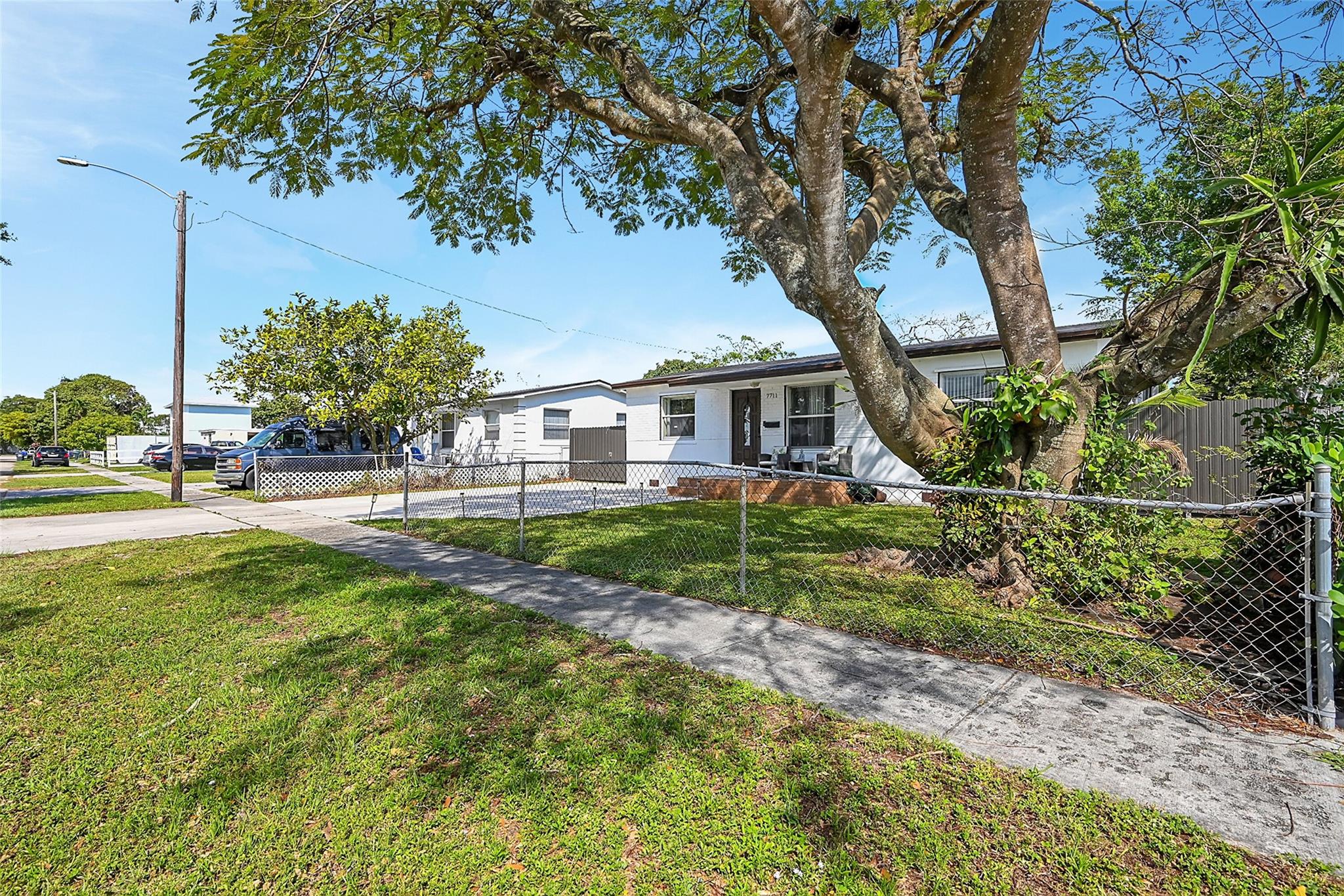 SCOTT ESTATES FIRST ADD - Residential