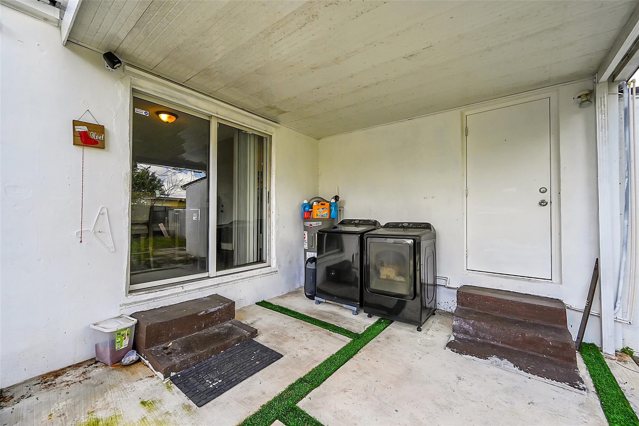 SCOTT ESTATES FIRST ADD - Residential