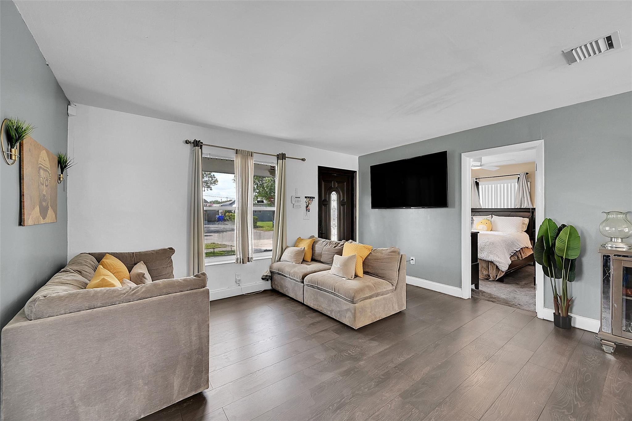 SCOTT ESTATES FIRST ADD - Residential