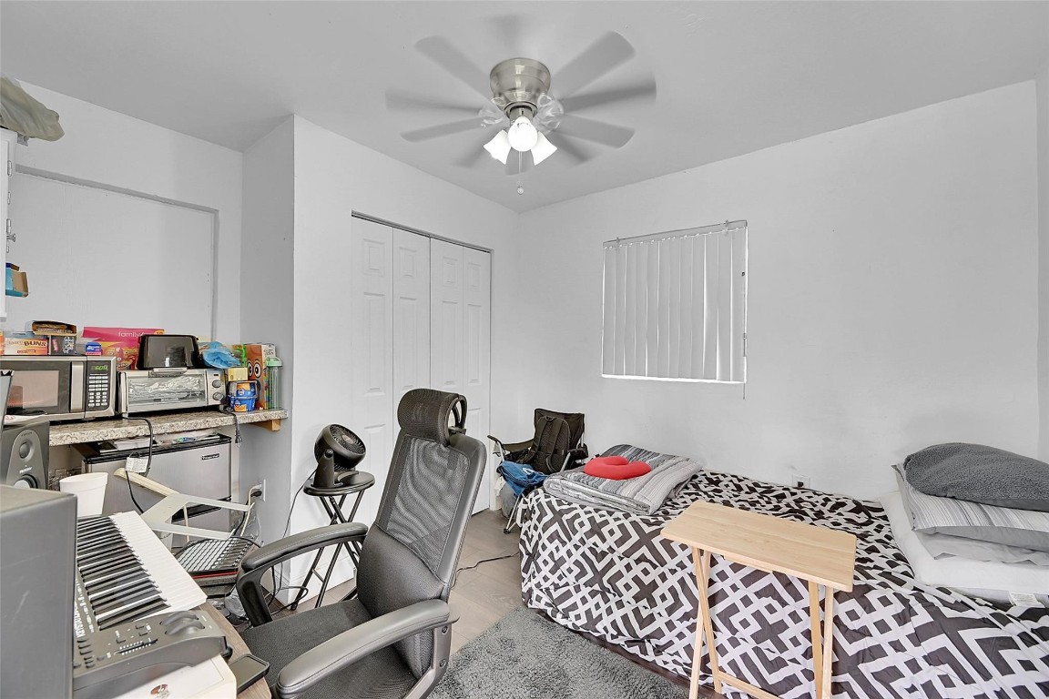 SCOTT ESTATES FIRST ADD - Residential