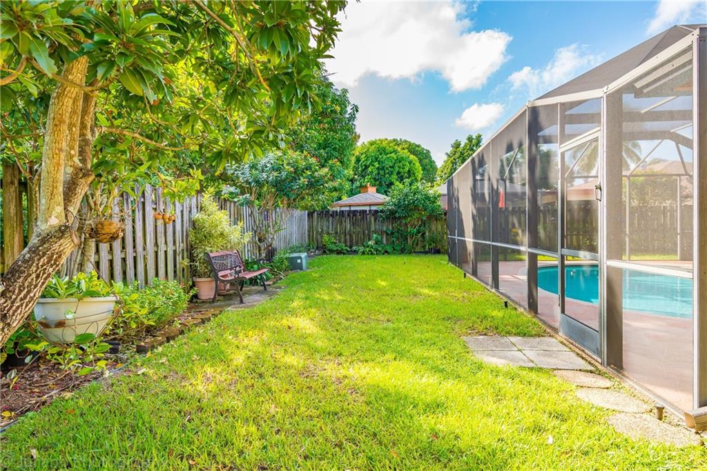 MARCANO ESTATES - Residential