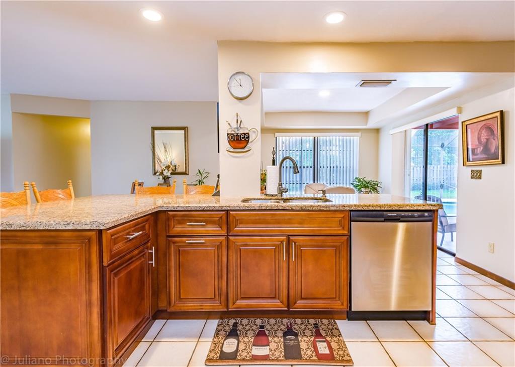 MARCANO ESTATES - Residential