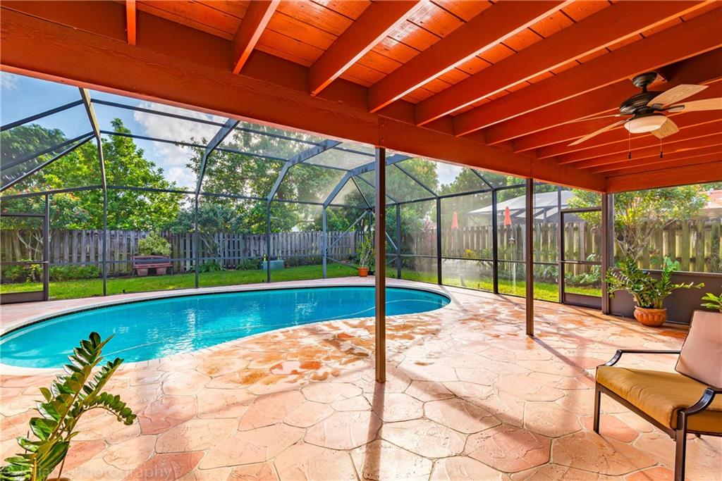 MARCANO ESTATES - Residential