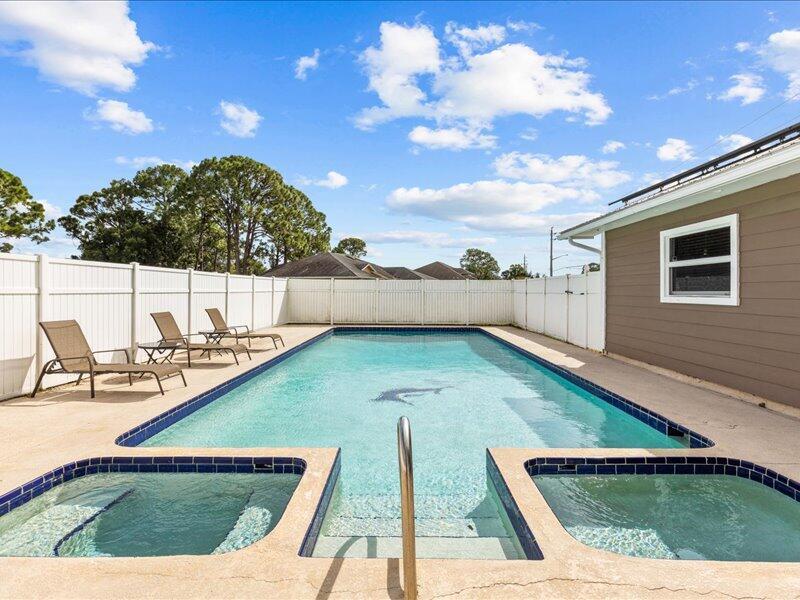 PORT ST LUCIE SECTION 3 - Residential