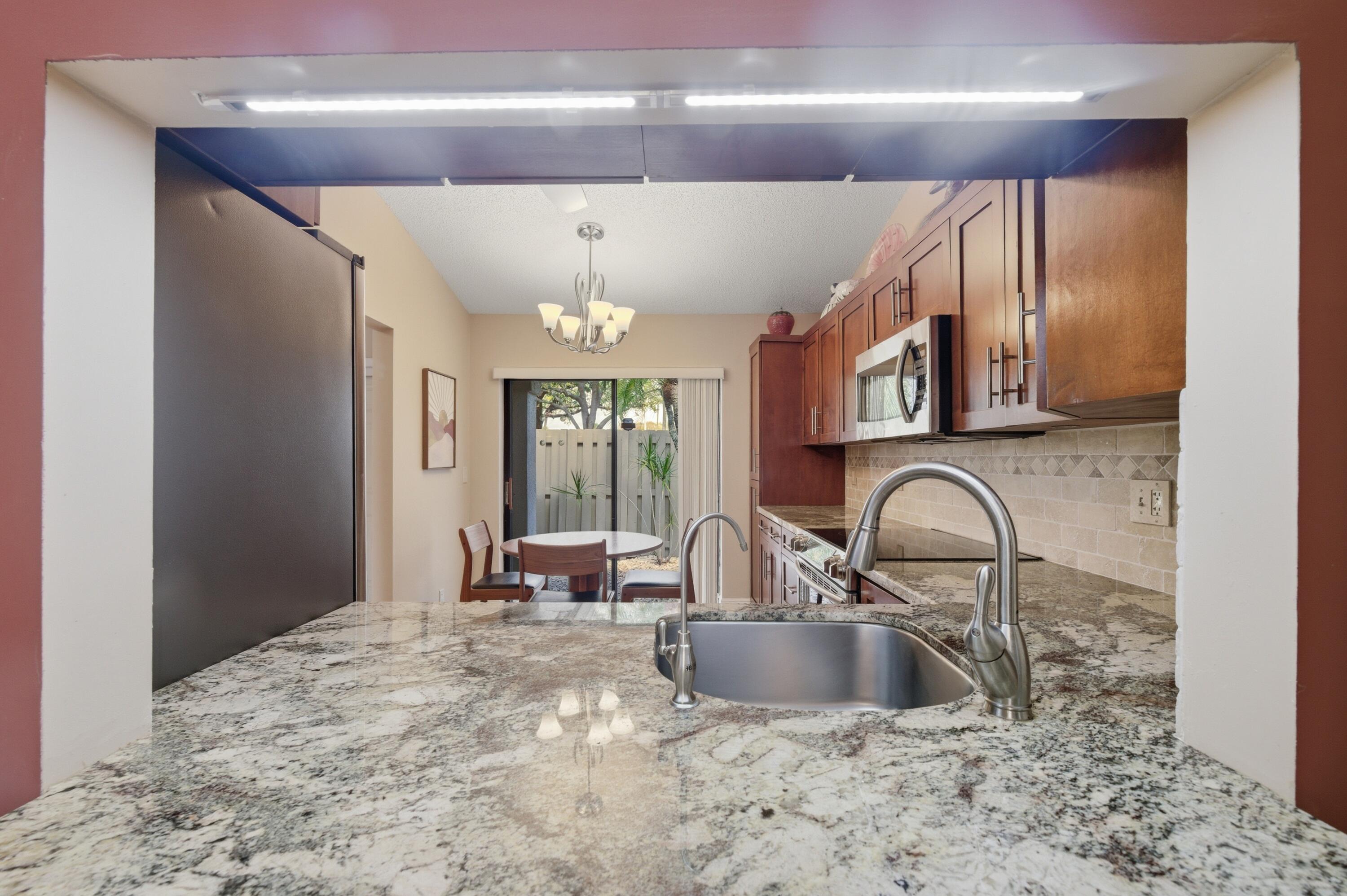 KARANDA VILLAGE VI-C CONDO - Residential