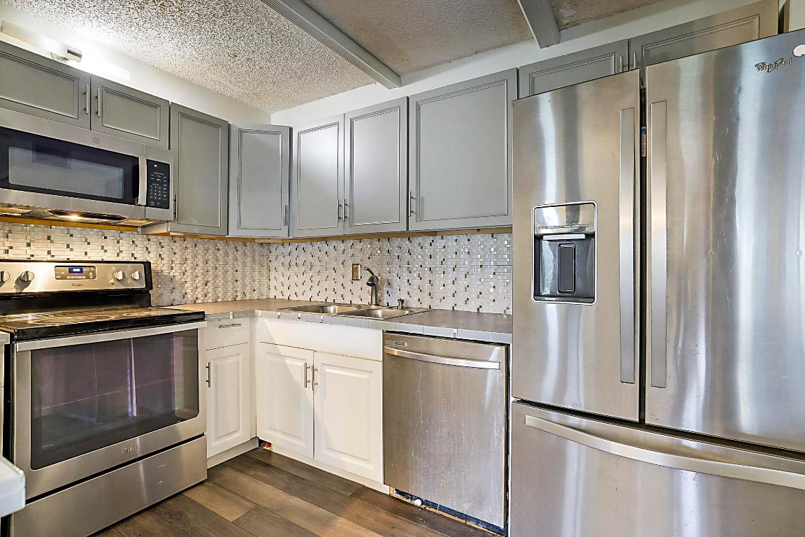 PINE RIDGE NORTH I CONDO - Residential