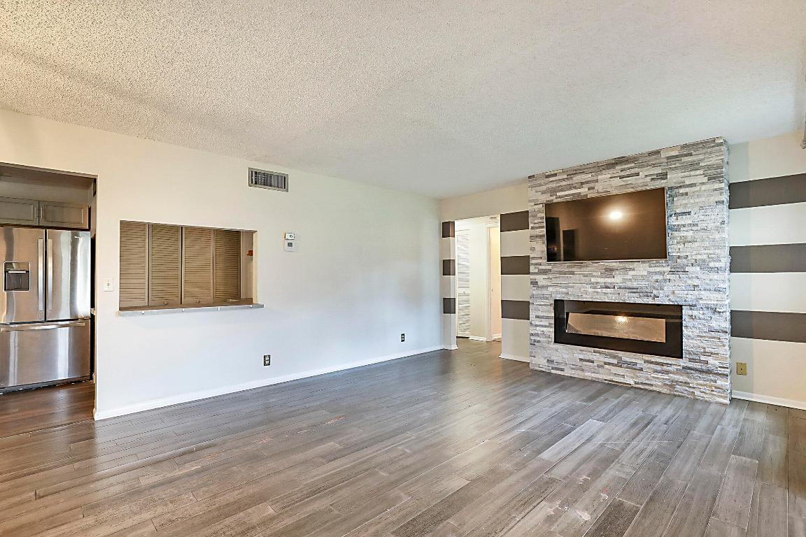 PINE RIDGE NORTH I CONDO - Residential