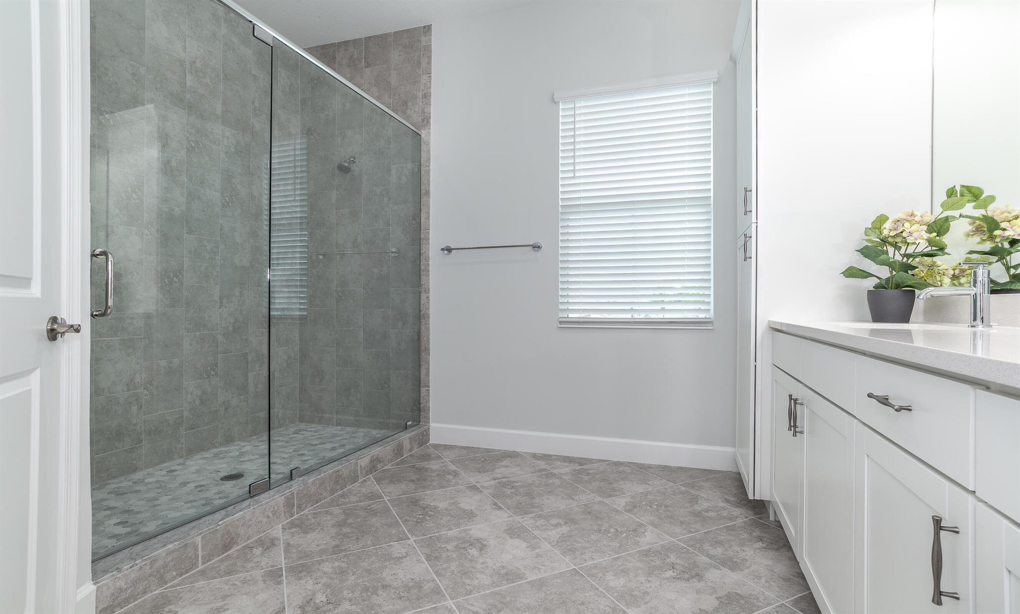 ORCHARDS OF WESTLAKE PHAS - Residential Lease