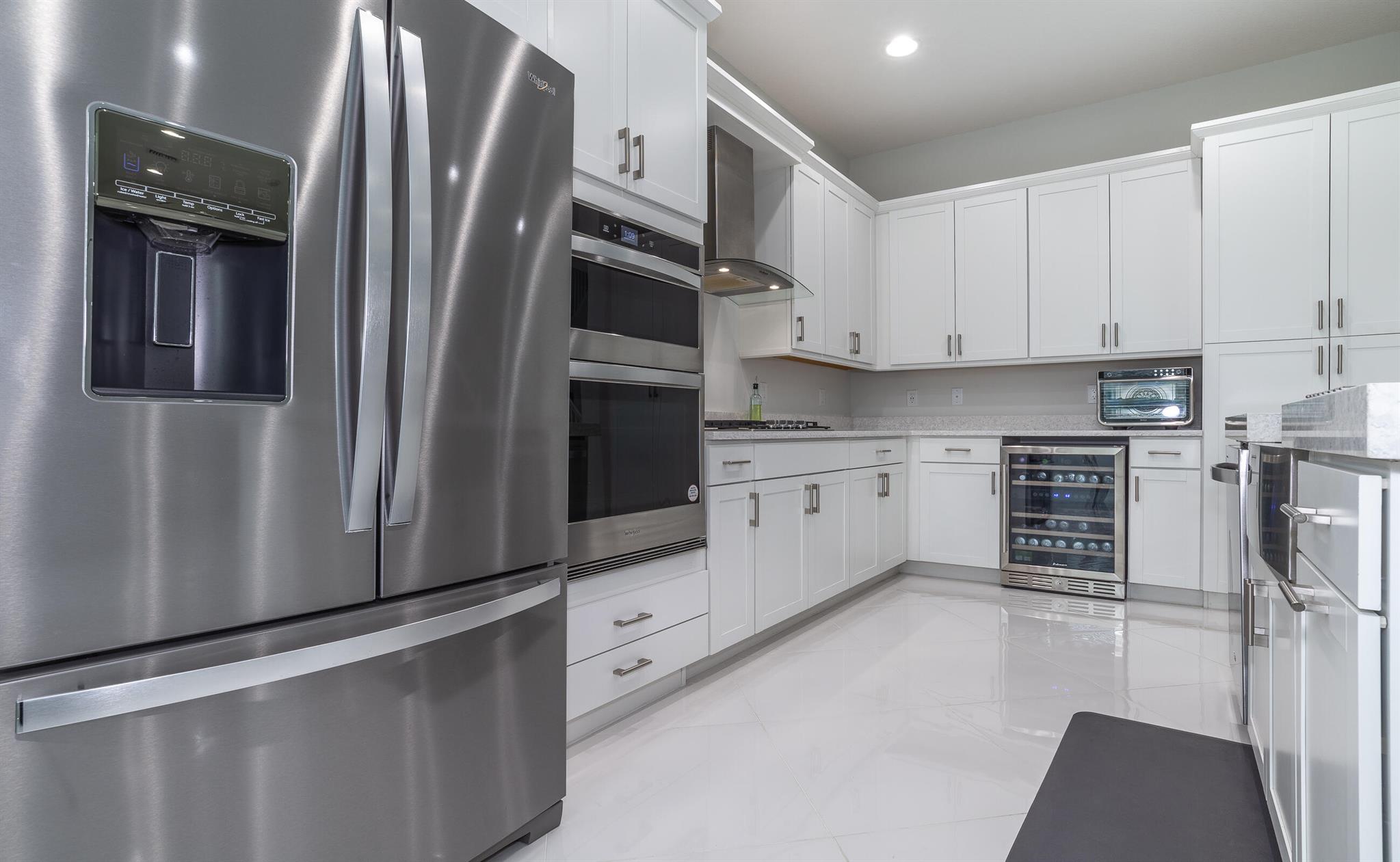 ORCHARDS OF WESTLAKE PHAS - Residential Lease