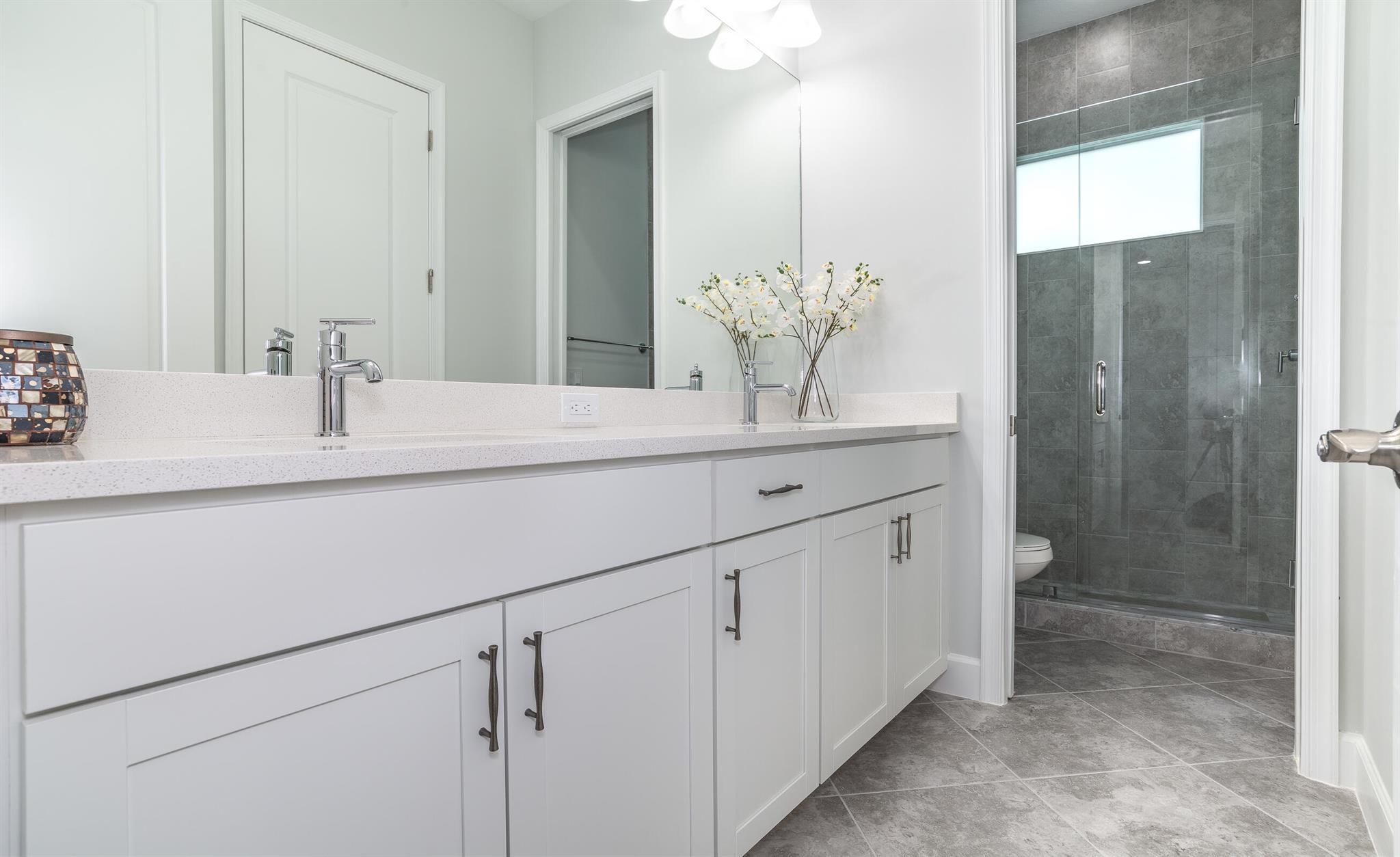 ORCHARDS OF WESTLAKE PHAS - Residential Lease