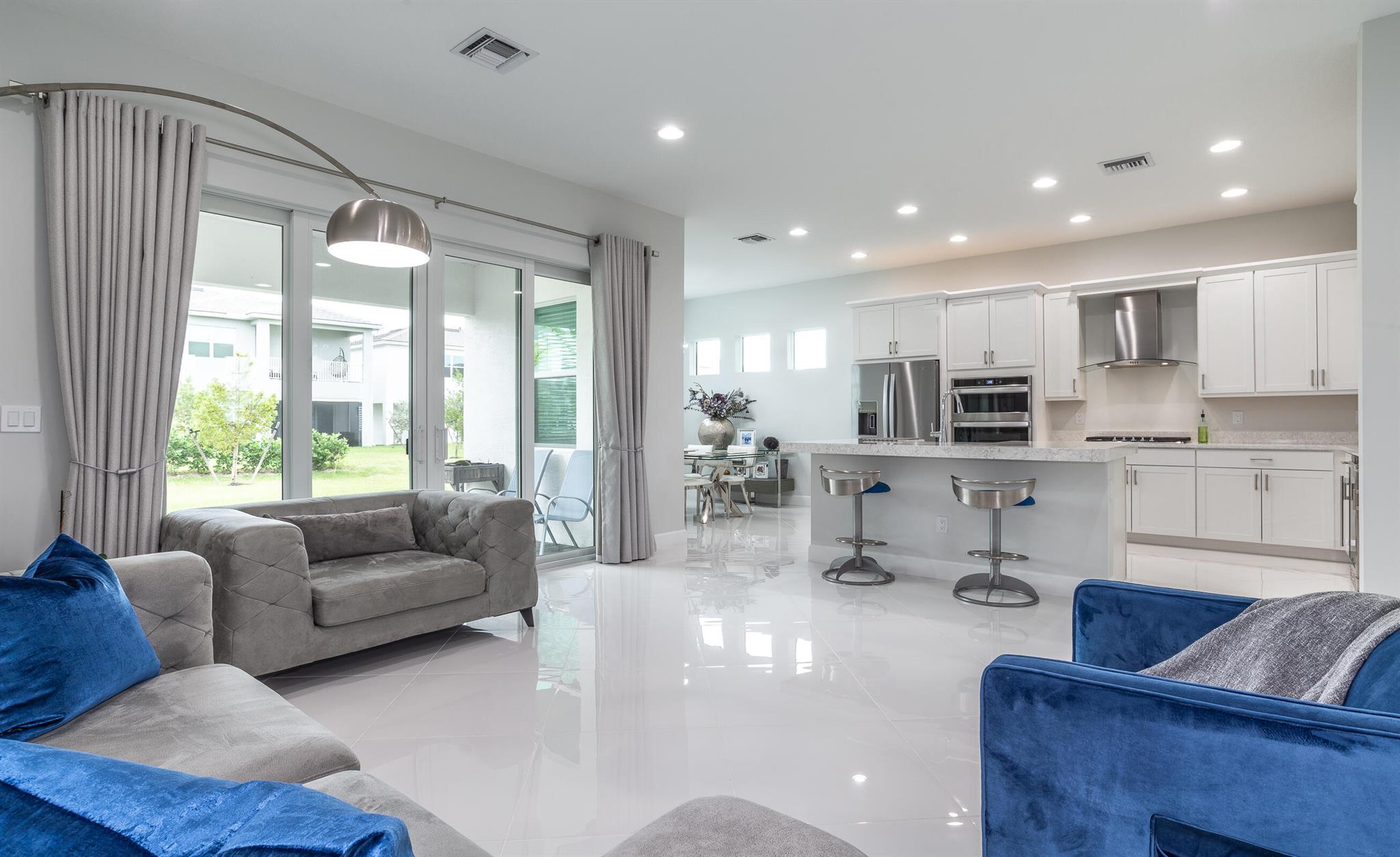 ORCHARDS OF WESTLAKE PHAS - Residential Lease