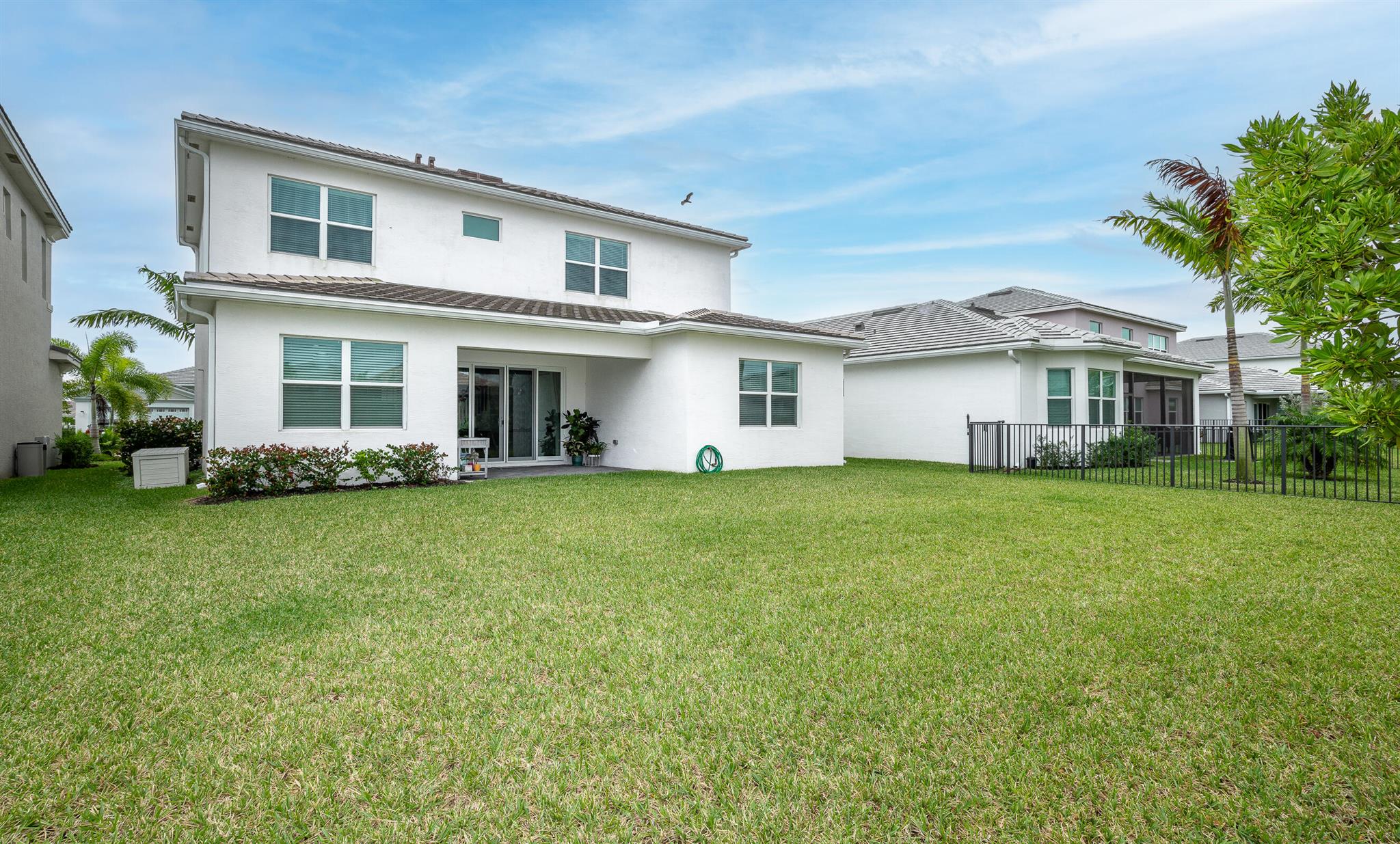 ORCHARDS OF WESTLAKE PHAS - Residential Lease